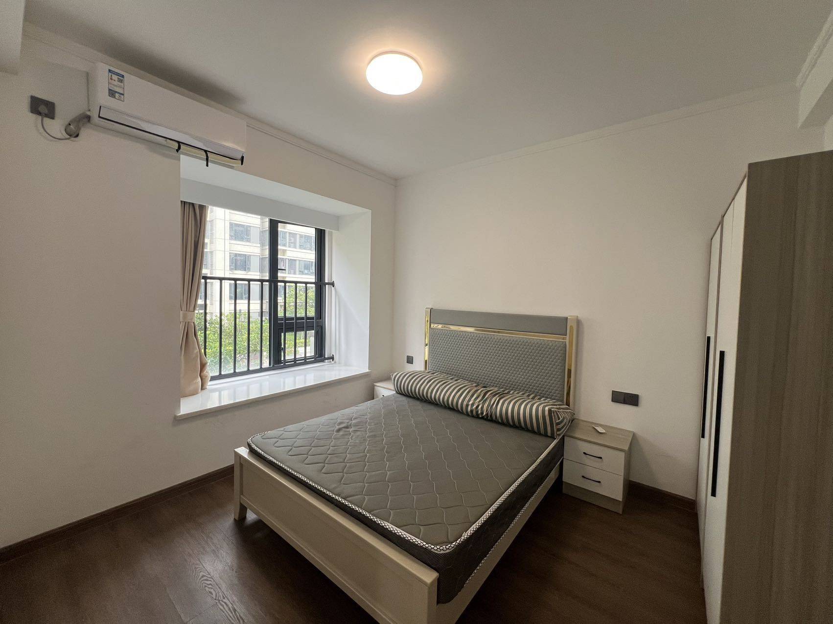 Xiamen-Xiang'An-Cozy Home,Clean&Comfy,No Gender Limit,Hustle & Bustle,“Friends”,Chilled