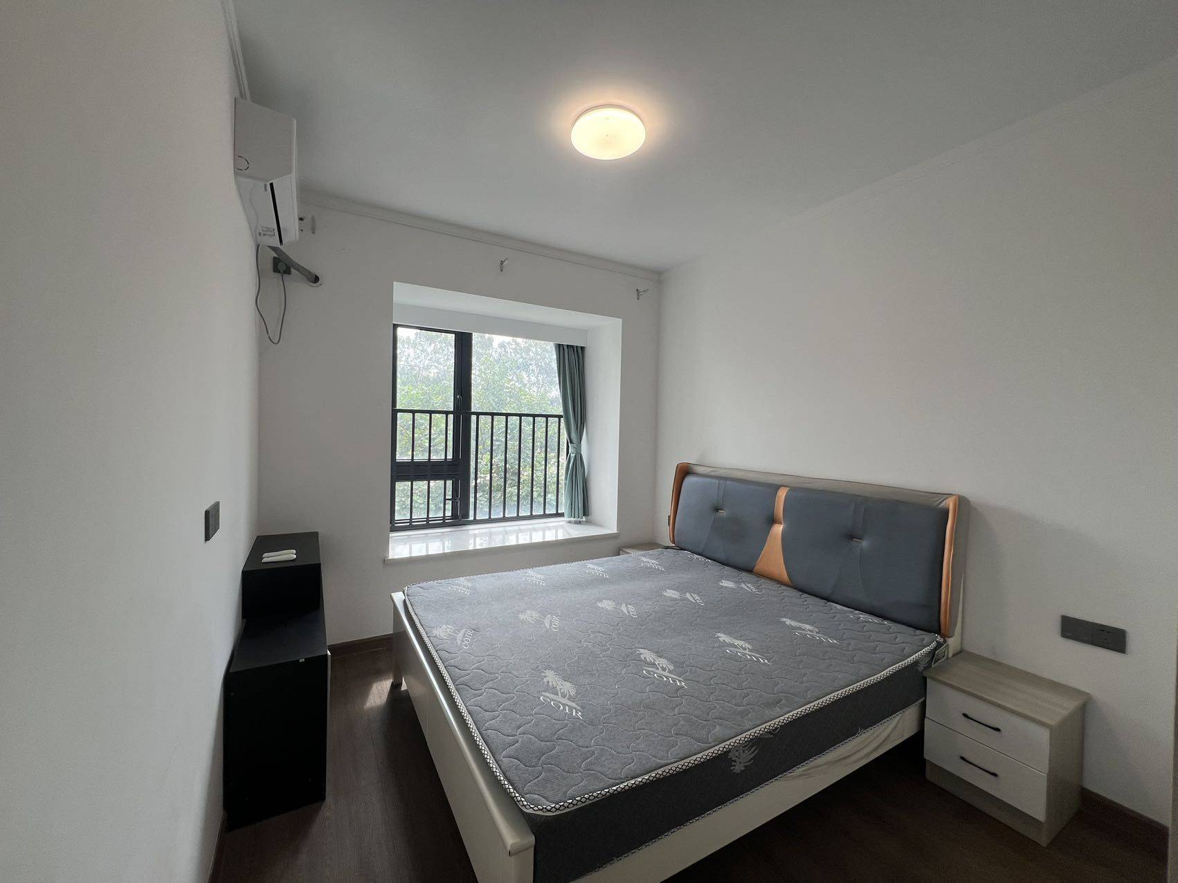 Xiamen-Xiang'An-Cozy Home,Clean&Comfy,No Gender Limit,Hustle & Bustle,“Friends”,Chilled