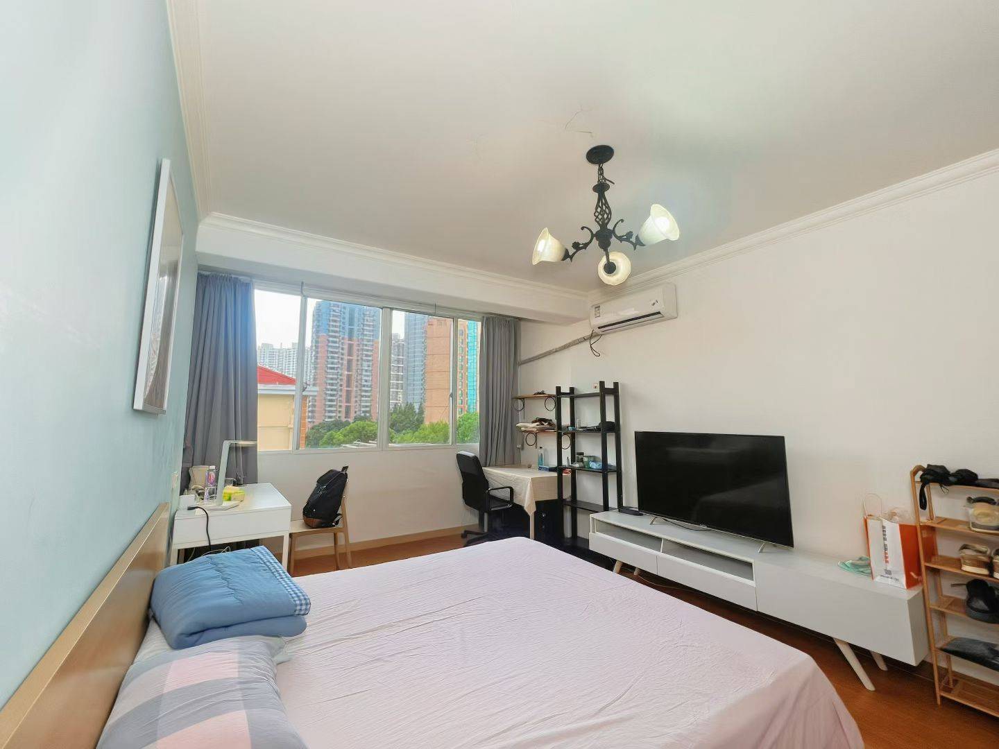 Shanghai-Pudong-Cozy Home,Clean&Comfy,No Gender Limit,Hustle & Bustle,“Friends”,Chilled,Pet Friendly