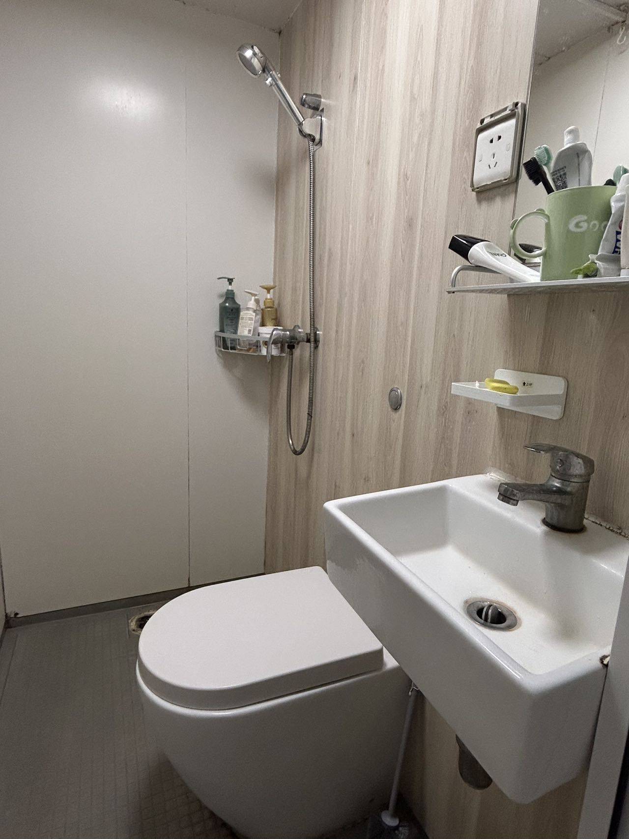 Shenzhen-Futian-Cozy Home,Clean&Comfy,No Gender Limit,Hustle & Bustle,LGBTQ Friendly,Pet Friendly