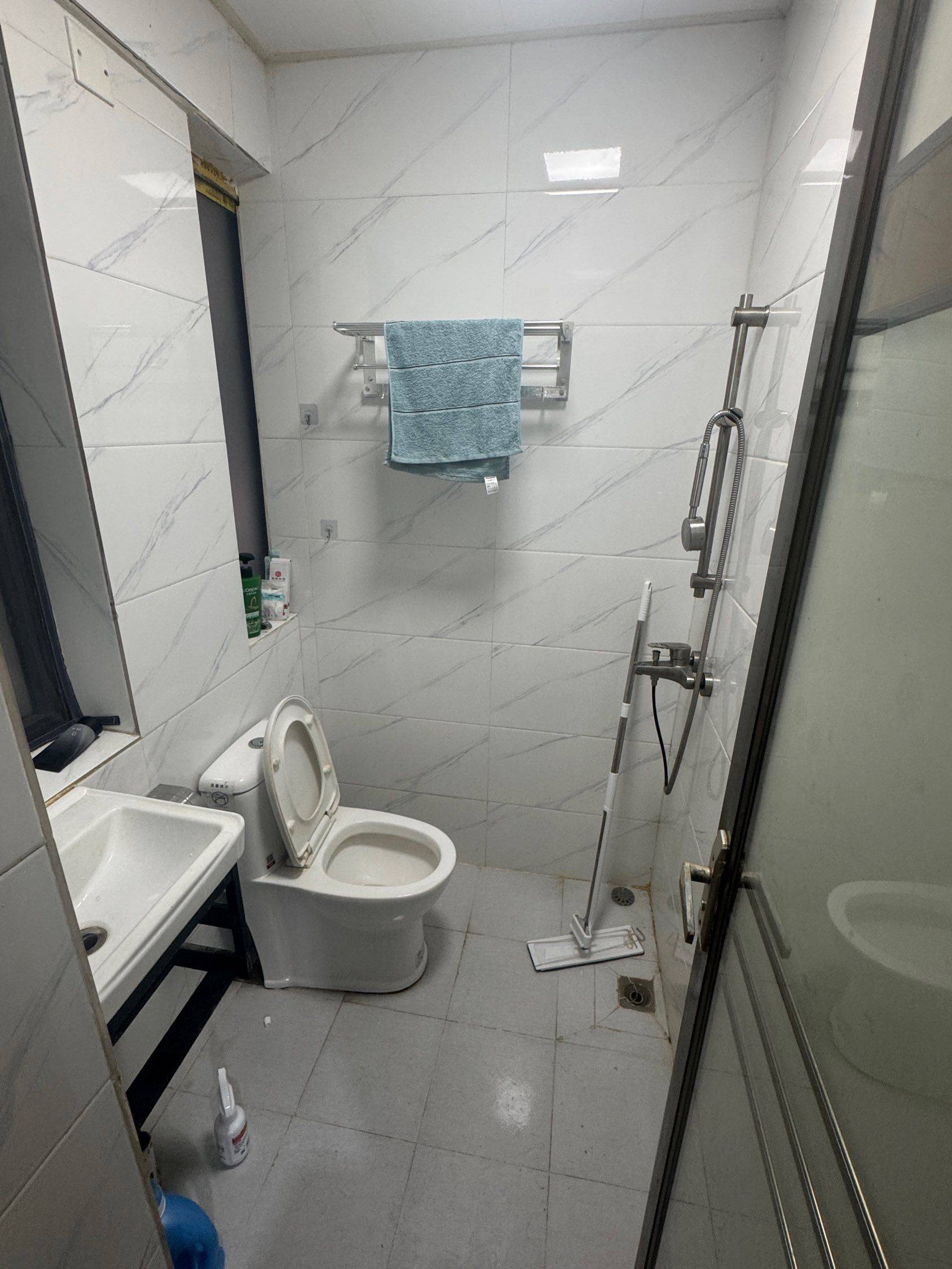 Shenzhen-BaoAn-在区中心,Pet Friendly,Cozy Home,Clean&Comfy,No Gender Limit,Hustle & Bustle,Chilled