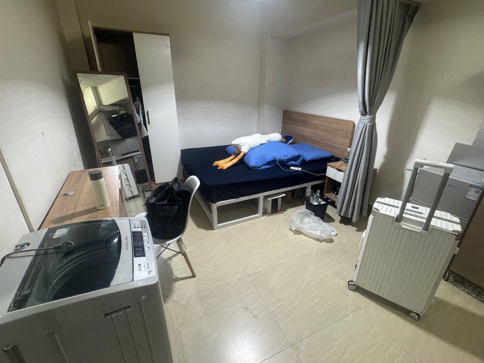 Shenzhen-BaoAn-Clean&Comfy,No Gender Limit