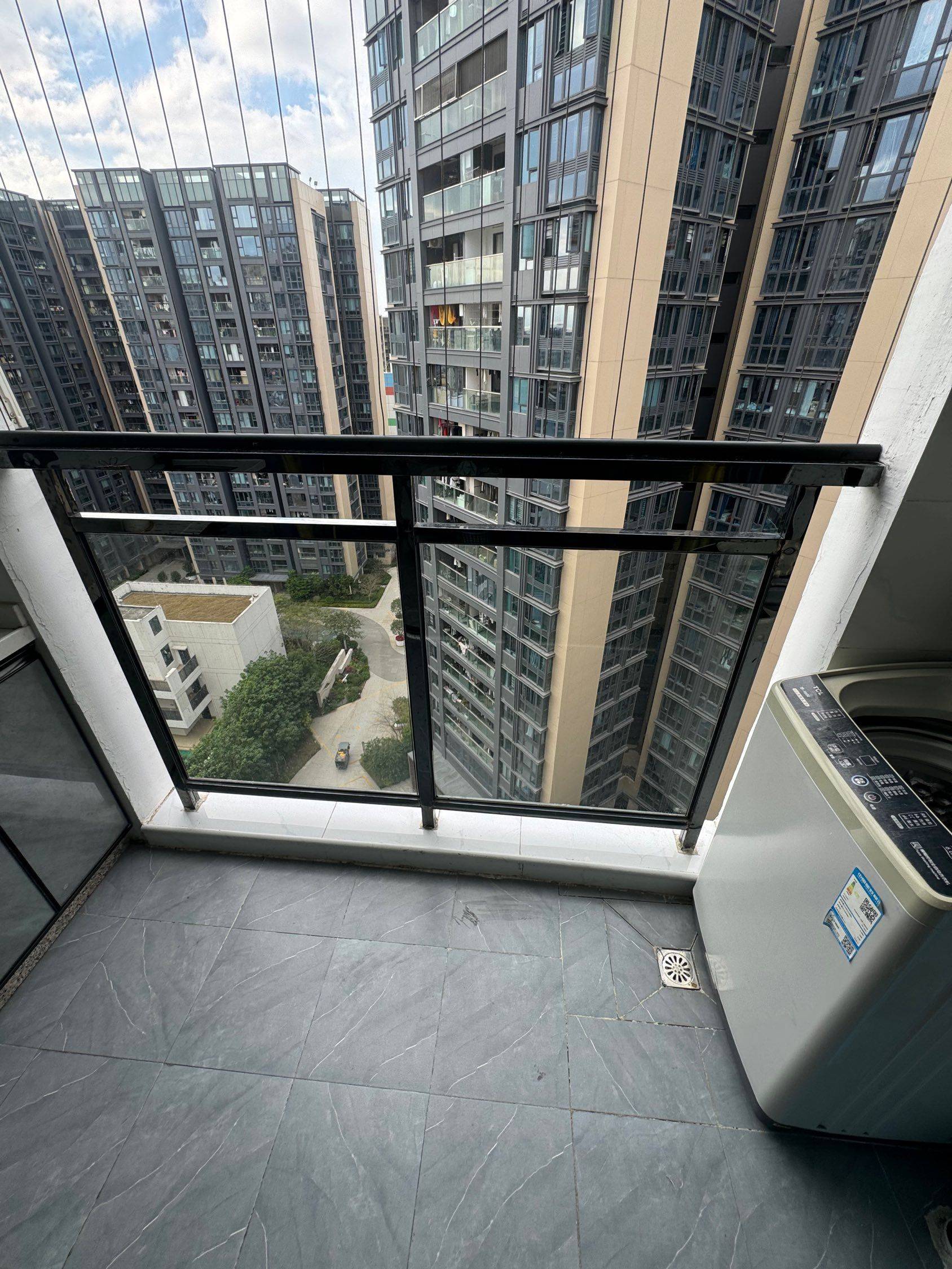 Shenzhen-BaoAn-Pet Friendly