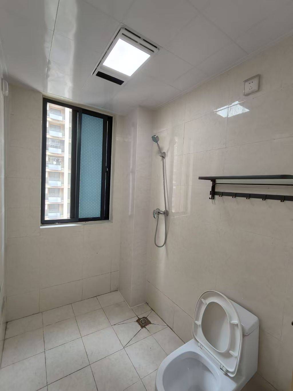 Hefei-Luyang-Cozy Home,Clean&Comfy,No Gender Limit,Hustle & Bustle,“Friends”,Chilled,LGBTQ Friendly