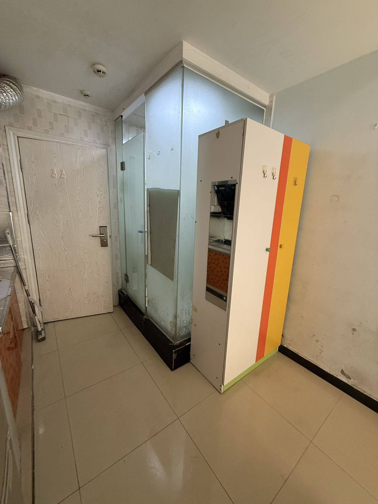 Shenzhen-Longhua-Cozy Home,Clean&Comfy,No Gender Limit,Hustle & Bustle,“Friends”,Chilled