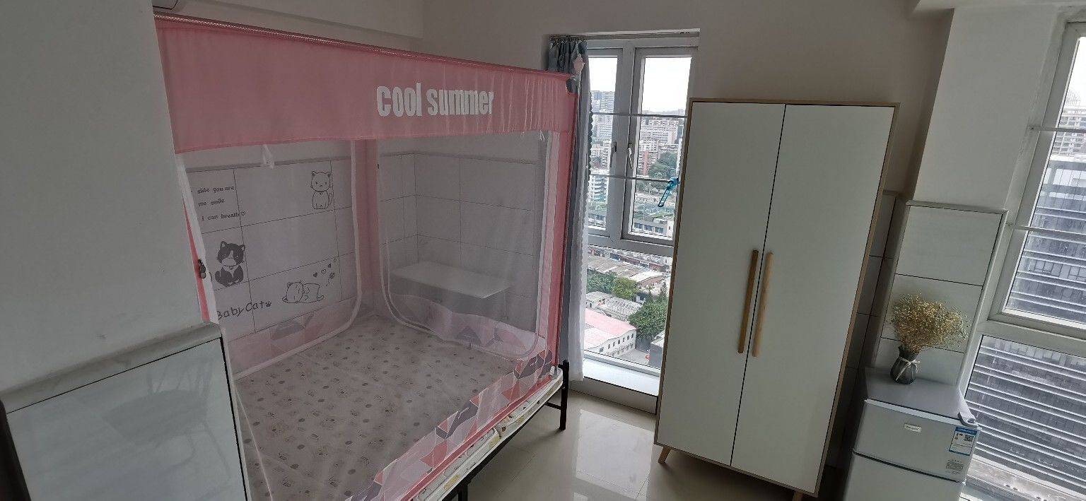 Guangzhou-Tianhe-Cozy Home,Clean&Comfy,No Gender Limit,Hustle & Bustle,“Friends”,Chilled,LGBTQ Friendly