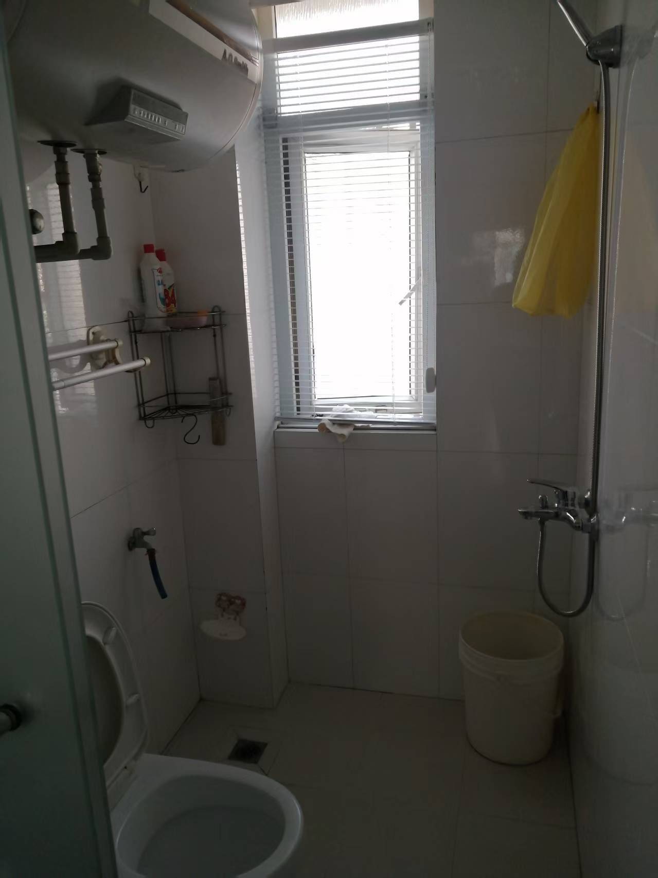 Nanjing-Gulou-Cozy Home,Clean&Comfy,No Gender Limit,Hustle & Bustle,“Friends”,Chilled,LGBTQ Friendly,Pet Friendly