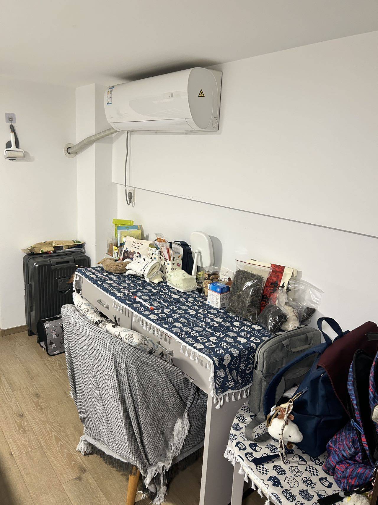 Hangzhou-Xiaoshan-Cozy Home,Clean&Comfy,No Gender Limit,Hustle & Bustle,“Friends”,Chilled,LGBTQ Friendly,Pet Friendly