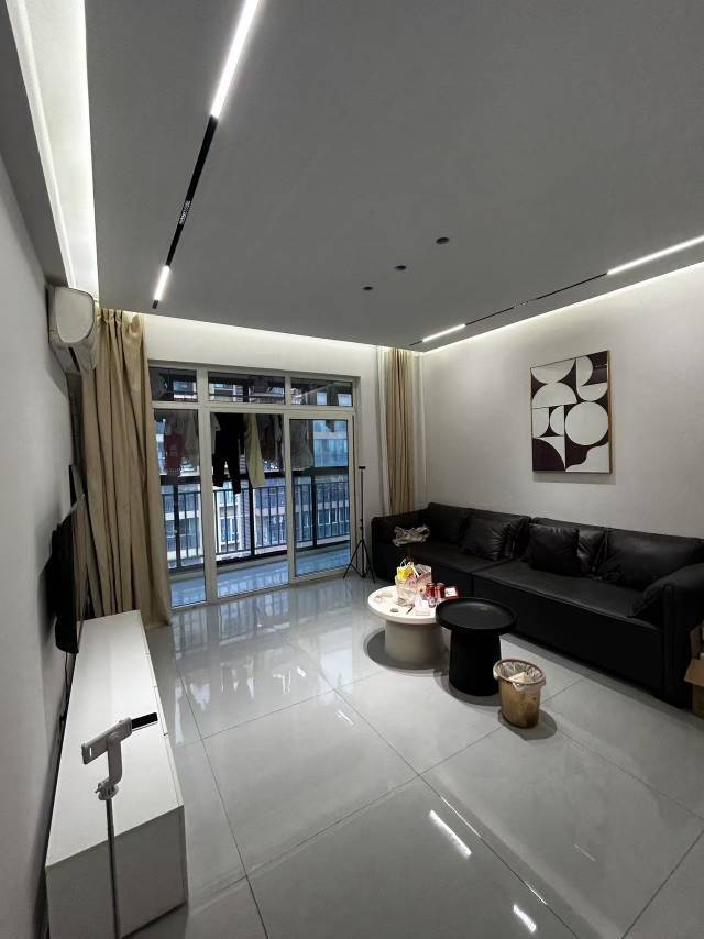 Chengdu-Chenghua-Cozy Home,Clean&Comfy,No Gender Limit,Hustle & Bustle,“Friends”,Chilled,LGBTQ Friendly,Pet Friendly