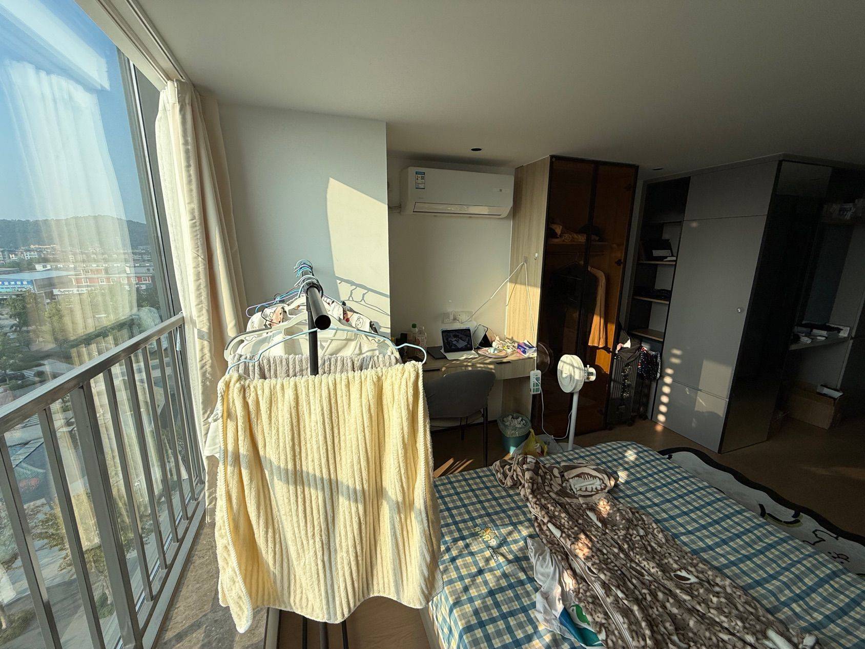 Hangzhou-Xiaoshan-Cozy Home,Clean&Comfy,No Gender Limit,Hustle & Bustle,“Friends”,Chilled,LGBTQ Friendly,Pet Friendly