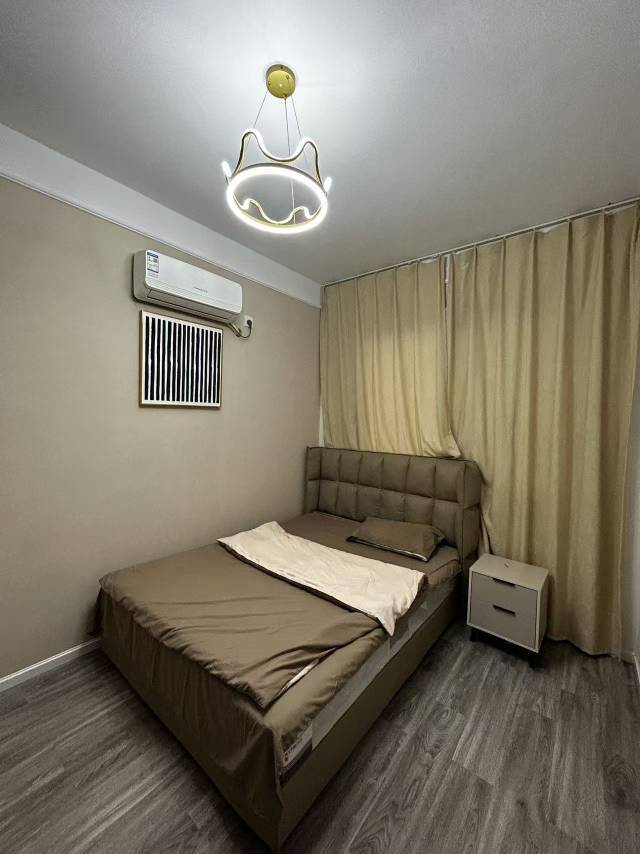 Chengdu-Chenghua-Cozy Home,Clean&Comfy,No Gender Limit,Hustle & Bustle,“Friends”,Chilled,LGBTQ Friendly,Pet Friendly