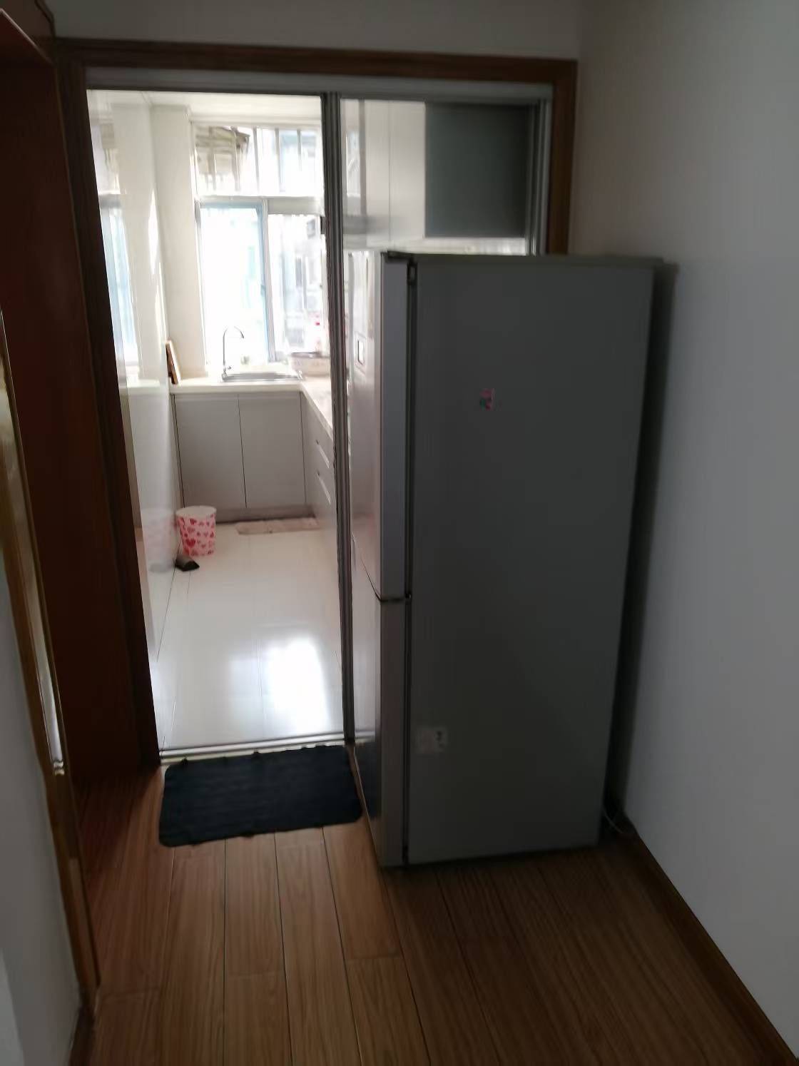 Nanjing-Gulou-Cozy Home,Clean&Comfy,No Gender Limit,Hustle & Bustle,“Friends”,Chilled,LGBTQ Friendly,Pet Friendly