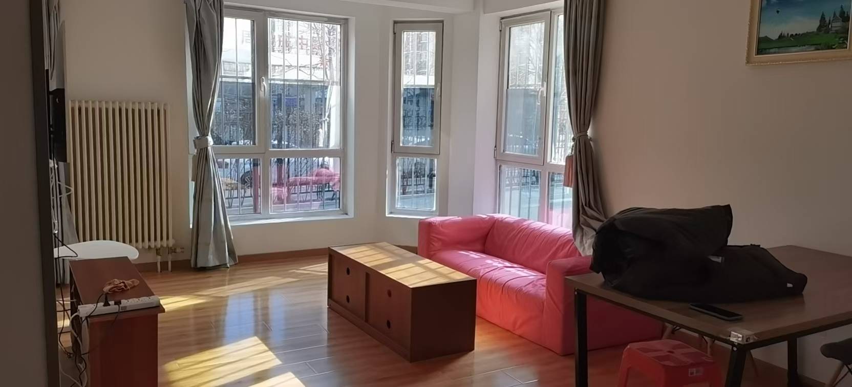 Beijing-Chaoyang-Cozy Home,Clean&Comfy,No Gender Limit,Hustle & Bustle,“Friends”,Chilled,LGBTQ Friendly,Pet Friendly