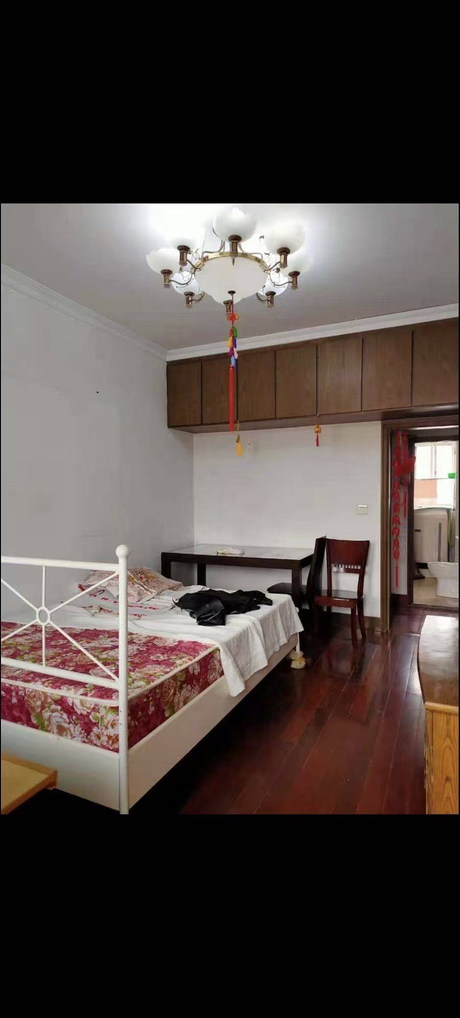 Nanjing-Gulou-Cozy Home,Clean&Comfy,No Gender Limit,Hustle & Bustle,“Friends”,Chilled,LGBTQ Friendly