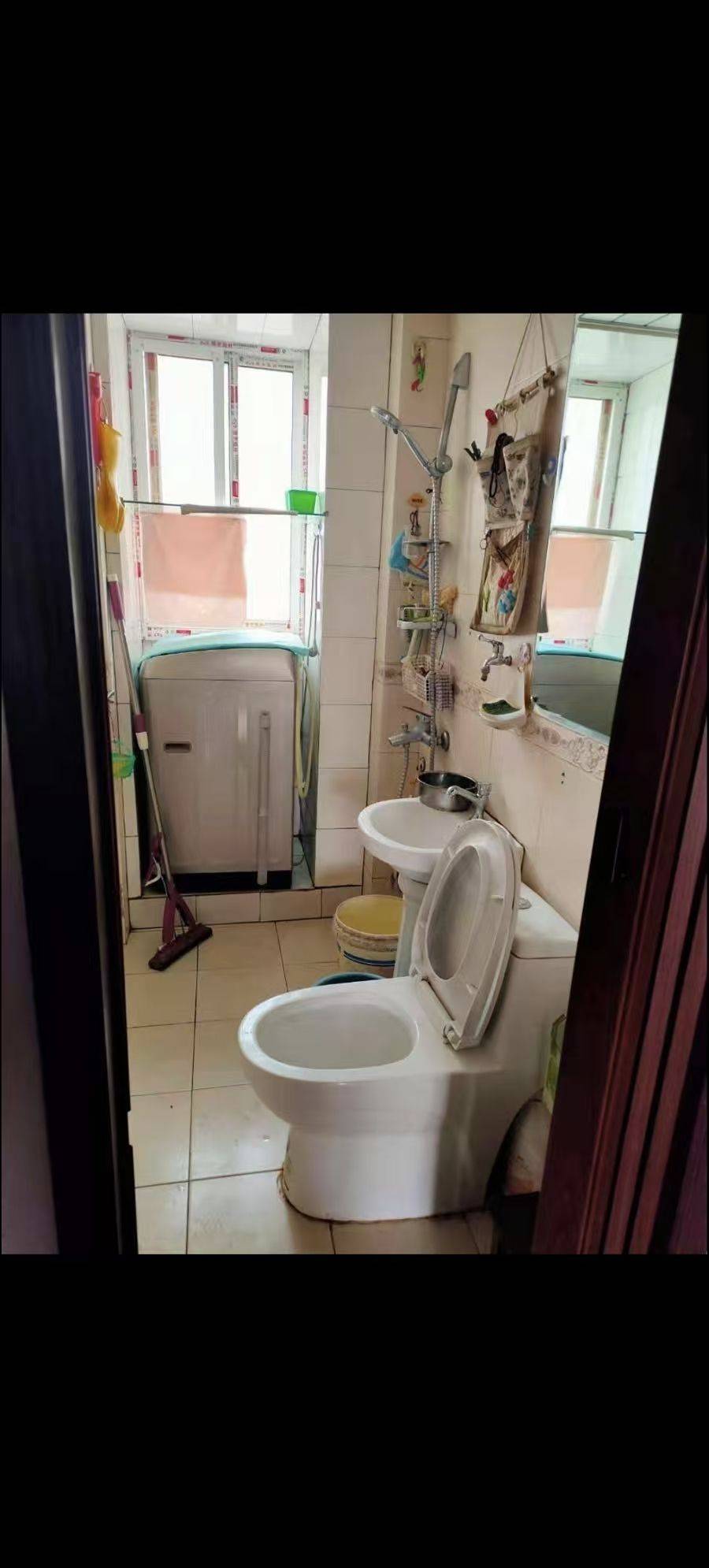 Nanjing-Gulou-Cozy Home,Clean&Comfy,No Gender Limit,Hustle & Bustle,“Friends”,Chilled,LGBTQ Friendly