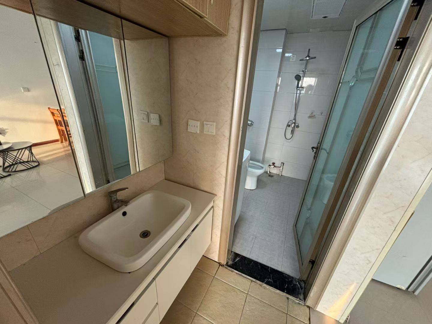 Zhengzhou-Guancheng-Cozy Home,Clean&Comfy,No Gender Limit,Hustle & Bustle,“Friends”,Chilled,LGBTQ Friendly,Pet Friendly