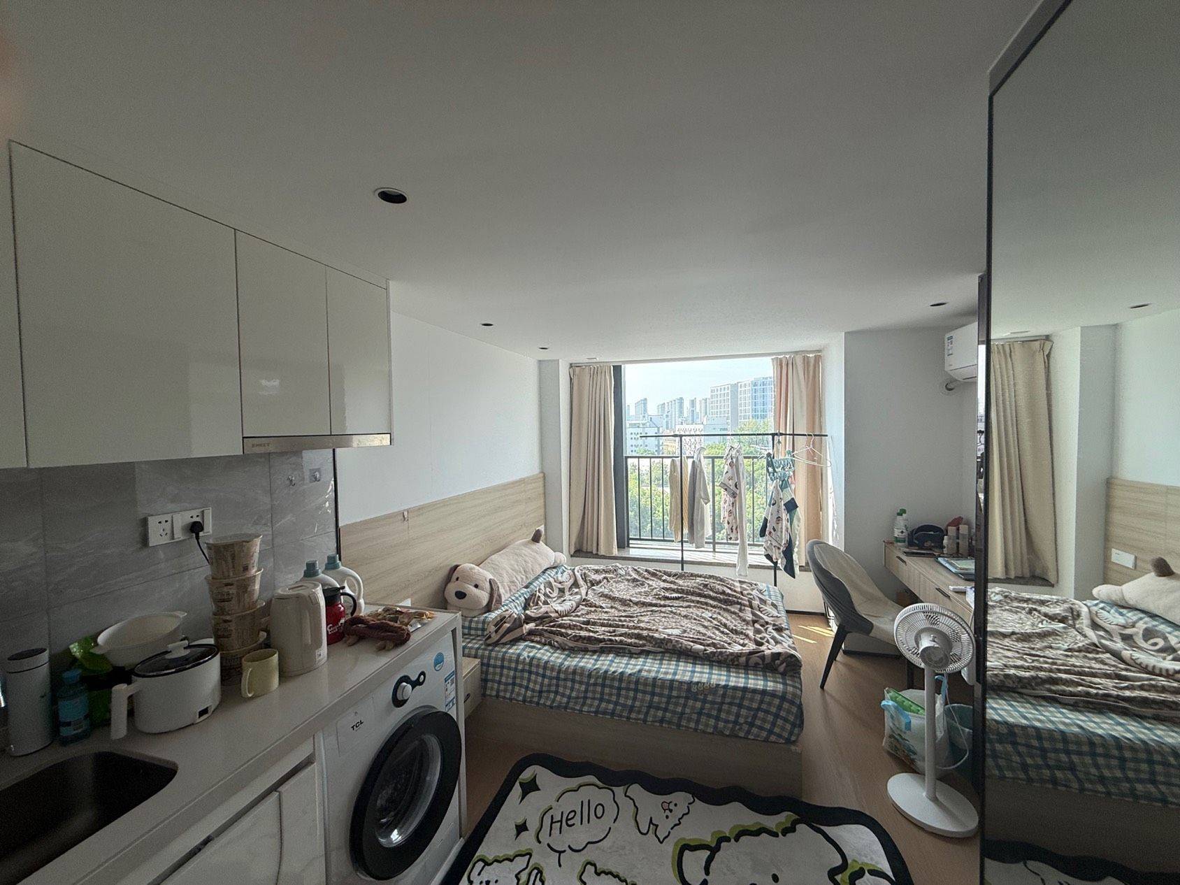 Hangzhou-Xiaoshan-Cozy Home,Clean&Comfy,No Gender Limit,Hustle & Bustle,“Friends”,Chilled,LGBTQ Friendly,Pet Friendly