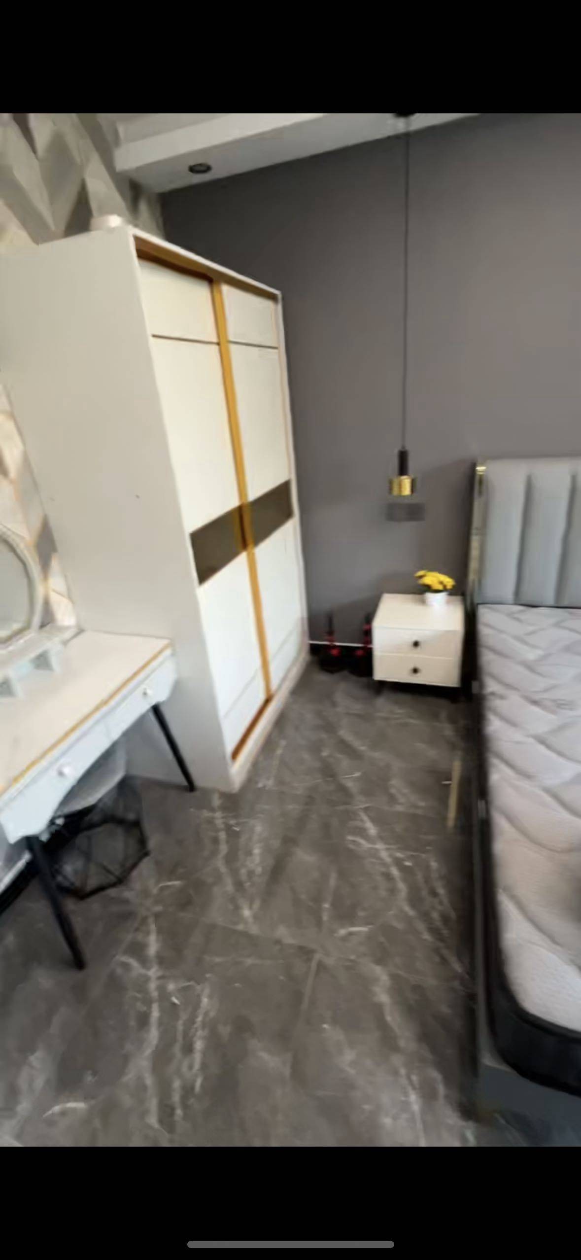 Shanghai-Pudong-Clean&Comfy,No Gender Limit