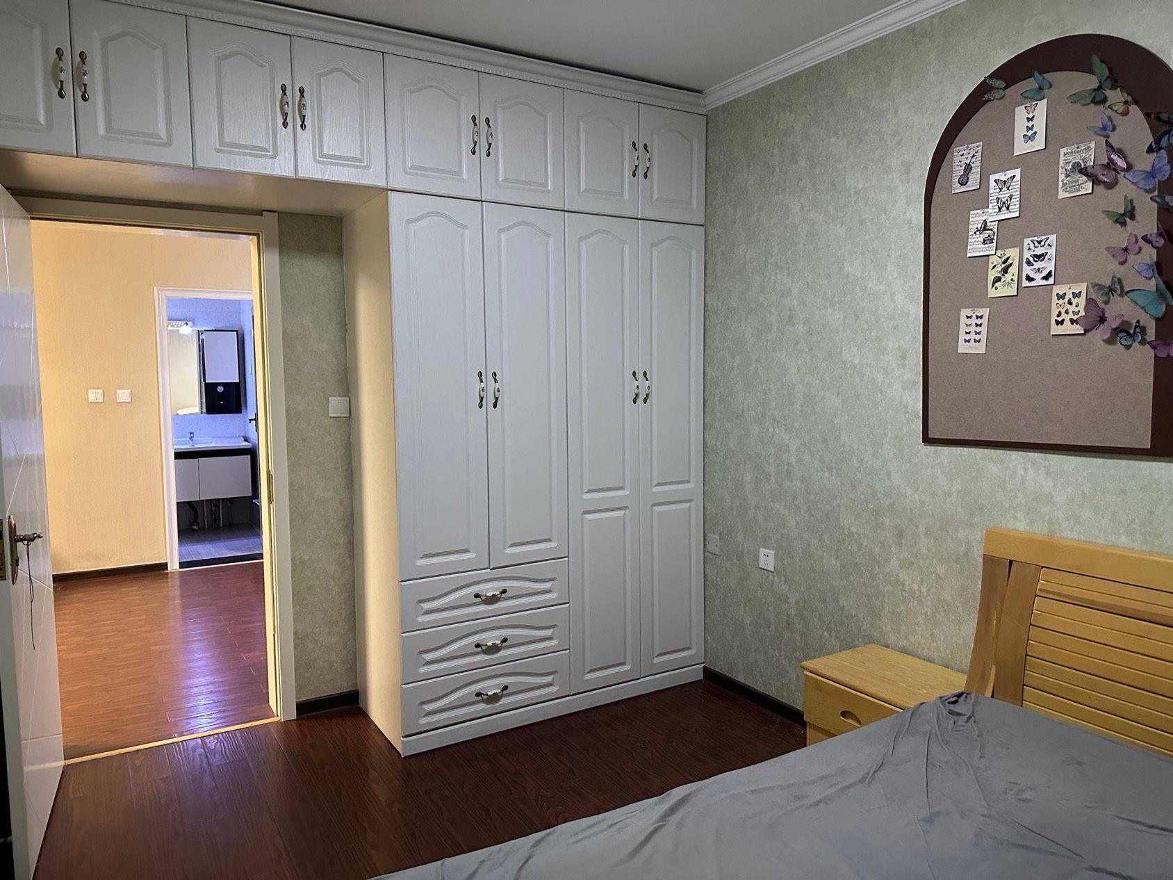 Xi'An-Weiyang-Cozy Home,Clean&Comfy,No Gender Limit,Hustle & Bustle,“Friends”,Chilled,LGBTQ Friendly