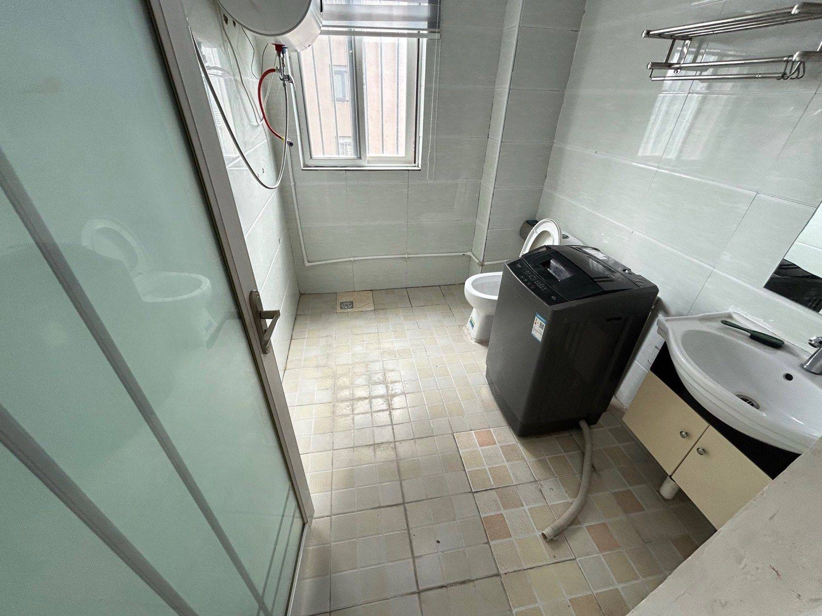 Wuhan-Hongshan-Cozy Home,Clean&Comfy,No Gender Limit,Hustle & Bustle,“Friends”,Chilled,LGBTQ Friendly,Pet Friendly