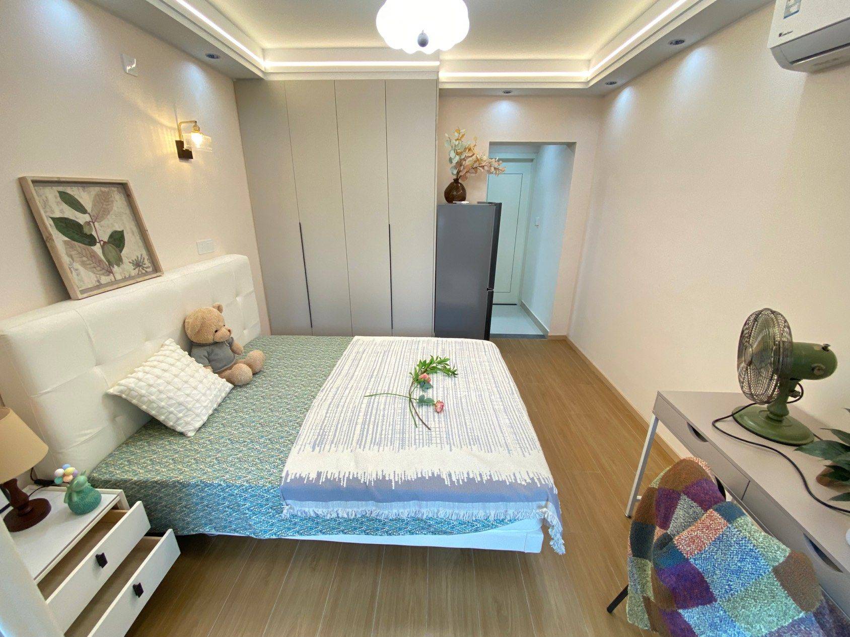 Shanghai-Pudong-🔥地铁零距离,🔥宠物友好,🔥民用水电,🔥干净治愈,🔥押一付一,🔥支持短租,🔥拎包入住,🔥温馨小窝