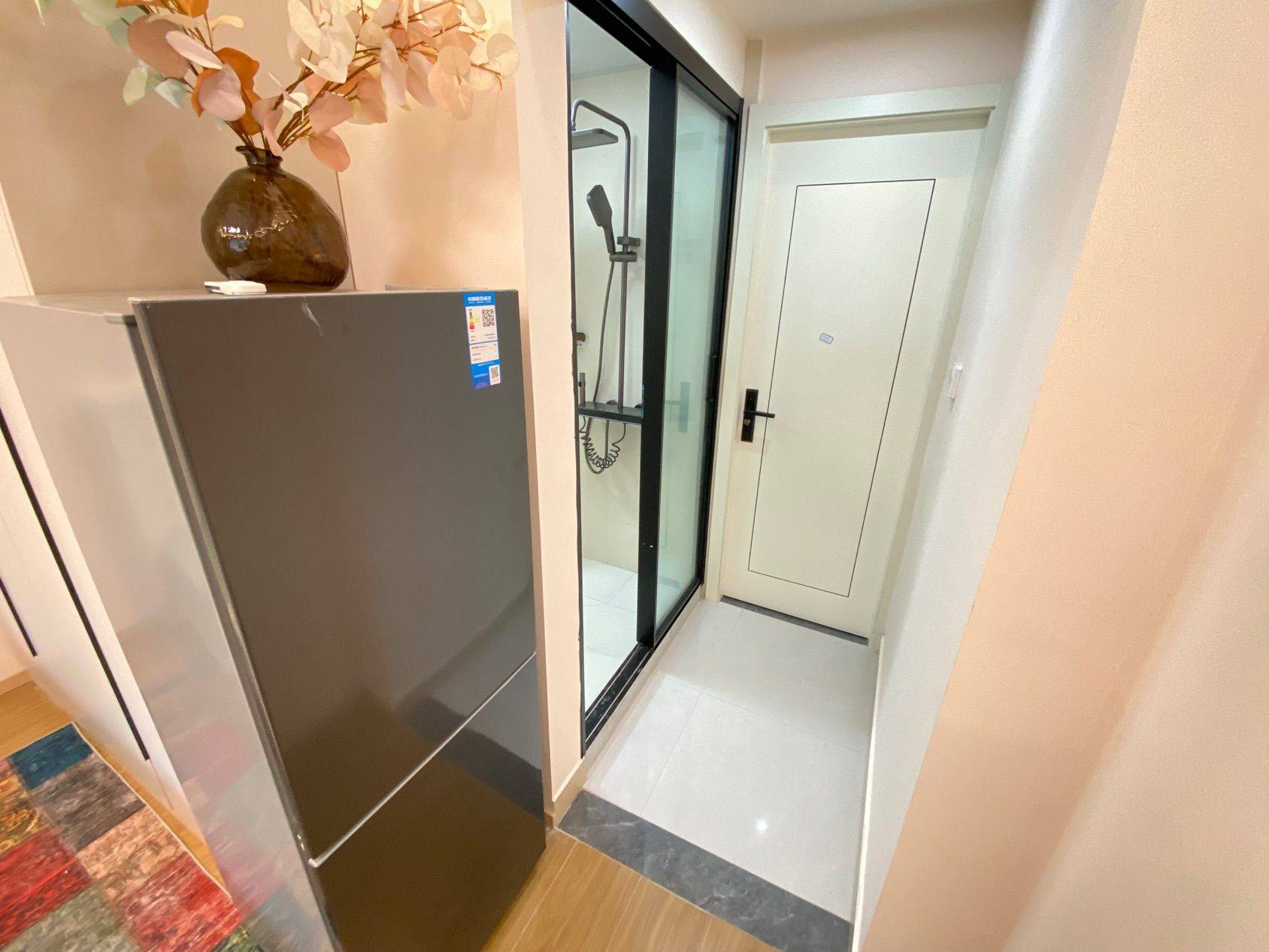 Shanghai-Pudong-🔥地铁零距离,🔥宠物友好,🔥民用水电,🔥干净治愈,🔥押一付一,🔥支持短租,🔥拎包入住,🔥温馨小窝