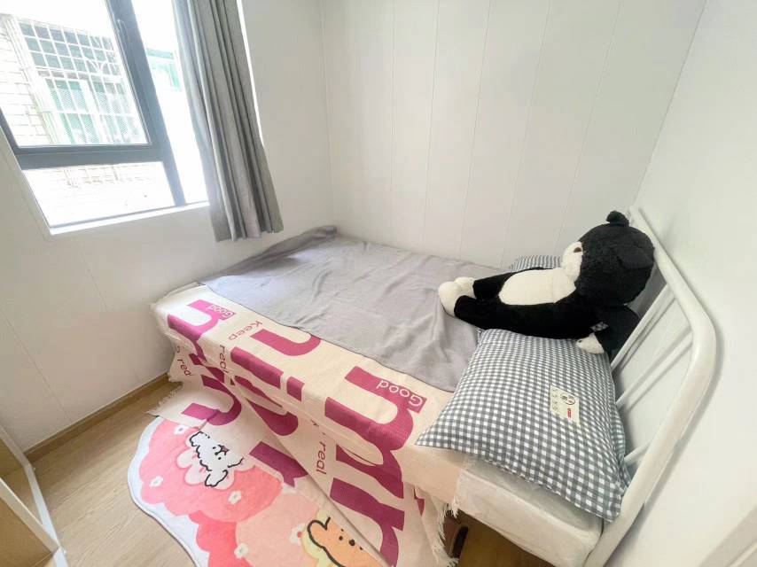 Shenzhen-Longhua-Cozy Home,Clean&Comfy,No Gender Limit,Hustle & Bustle,Chilled,LGBTQ Friendly