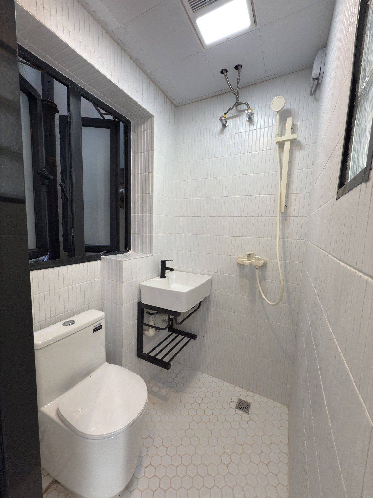 Shanghai-Jing‘An-Cozy Home,Clean&Comfy,No Gender Limit,Hustle & Bustle,“Friends”,Chilled,LGBTQ Friendly,Pet Friendly