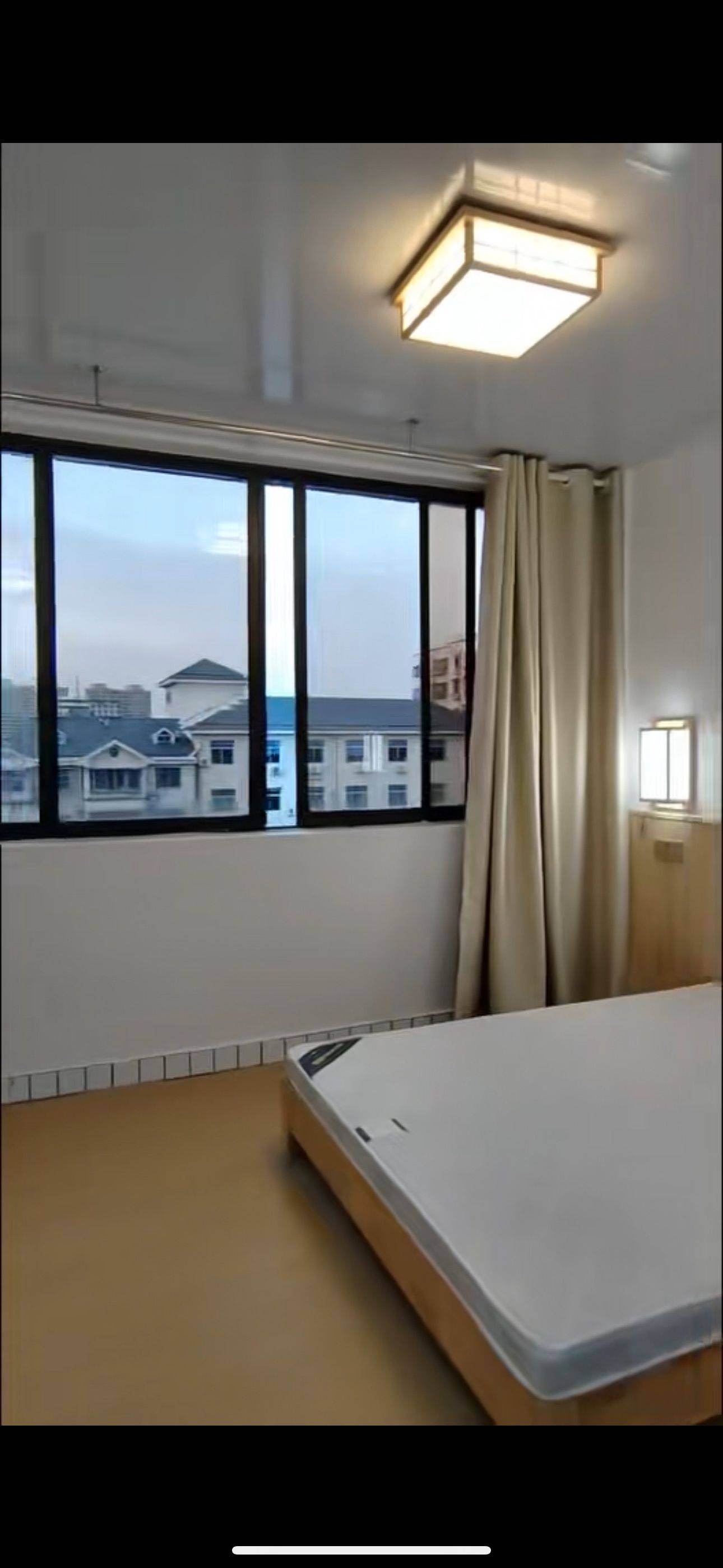 Hangzhou-Xiaoshan-LGBTQ Friendly,Pet Friendly
