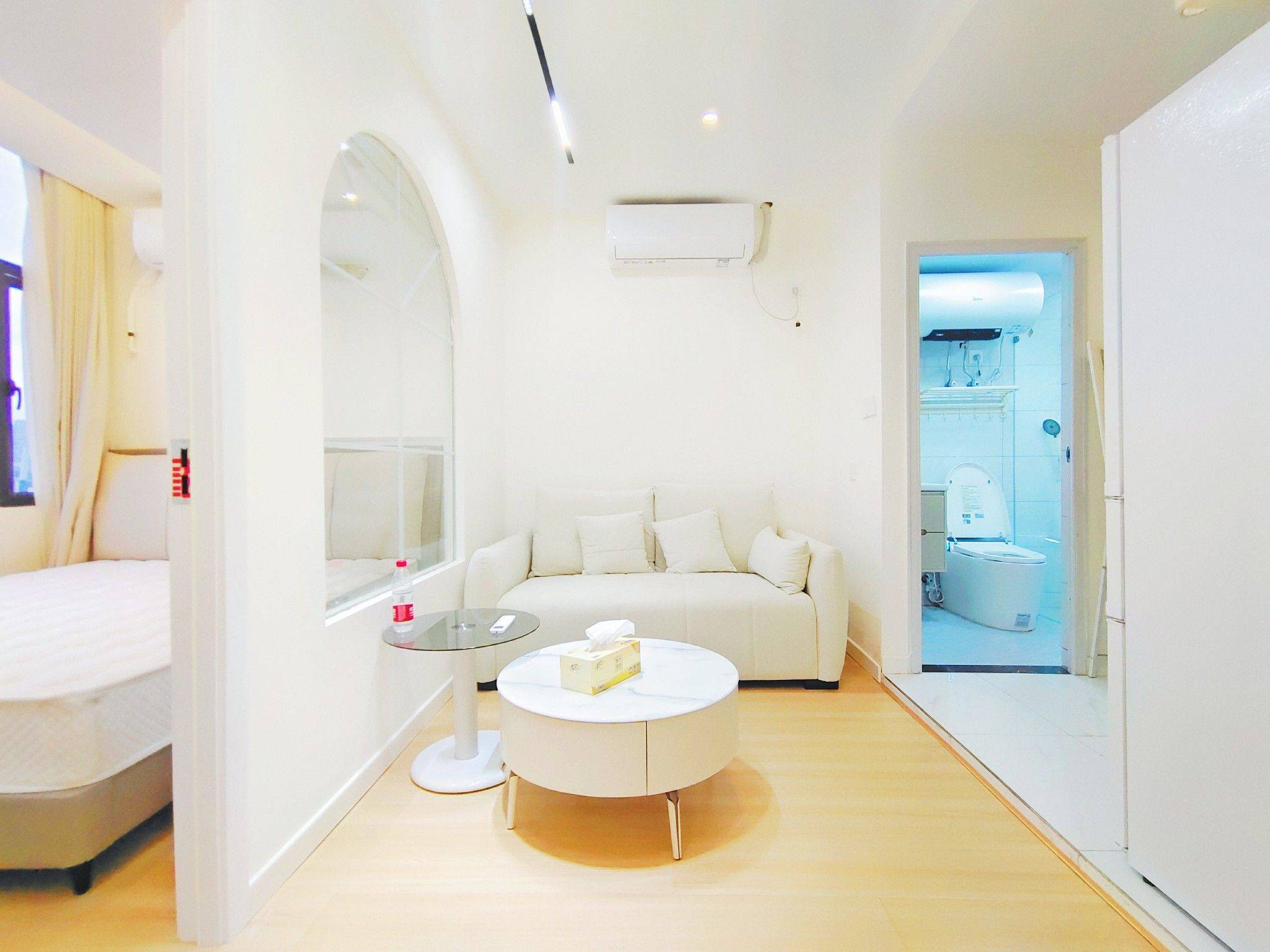 Shanghai-Jing‘An-Cozy Home,Clean&Comfy,No Gender Limit,Hustle & Bustle,“Friends”,Chilled
