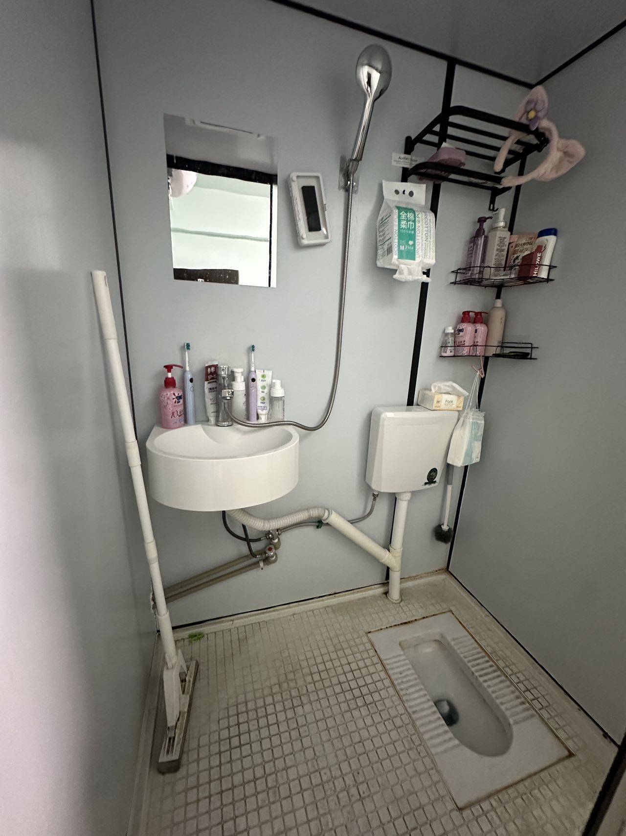 Wuhan-Hongshan-Cozy Home,Clean&Comfy,No Gender Limit,Hustle & Bustle,“Friends”,Chilled,LGBTQ Friendly