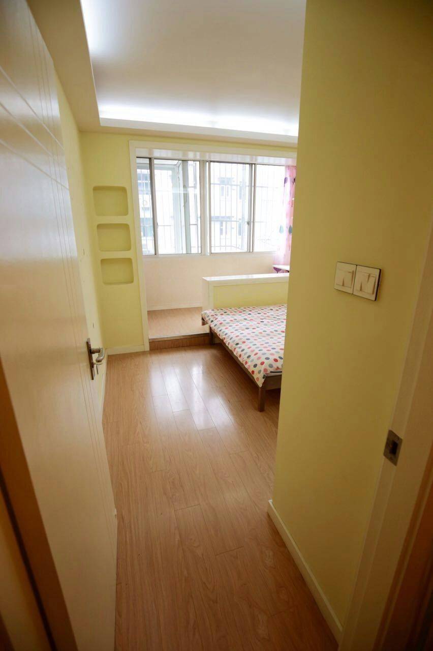 Shanghai-Jing‘An-Cozy Home,“Friends”
