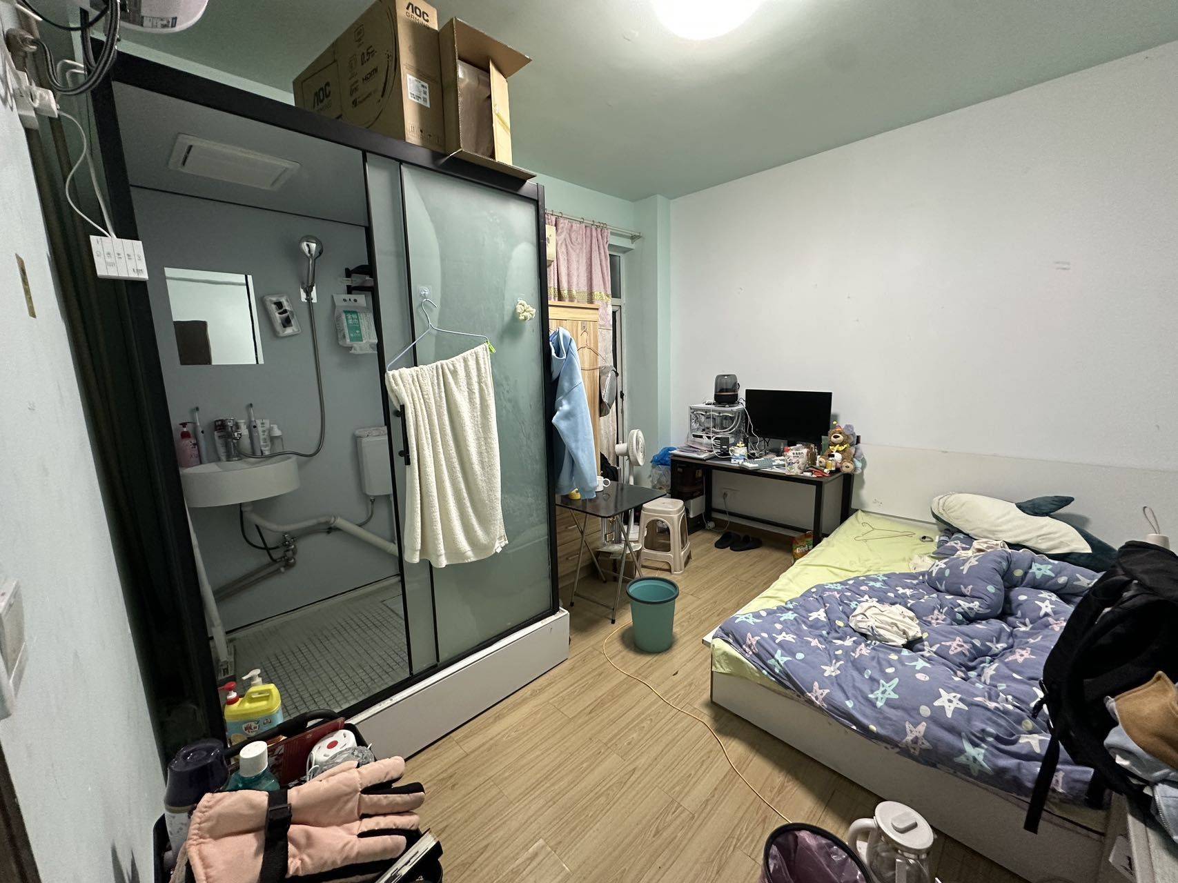 Wuhan-Hongshan-Cozy Home,Clean&Comfy,No Gender Limit,Hustle & Bustle,“Friends”,Chilled,LGBTQ Friendly