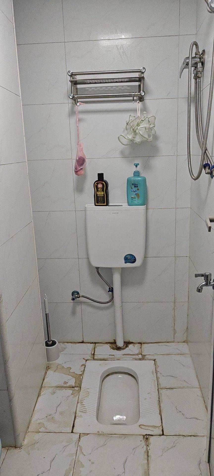 Wuhan-Hongshan-Cozy Home,Clean&Comfy,No Gender Limit,Hustle & Bustle