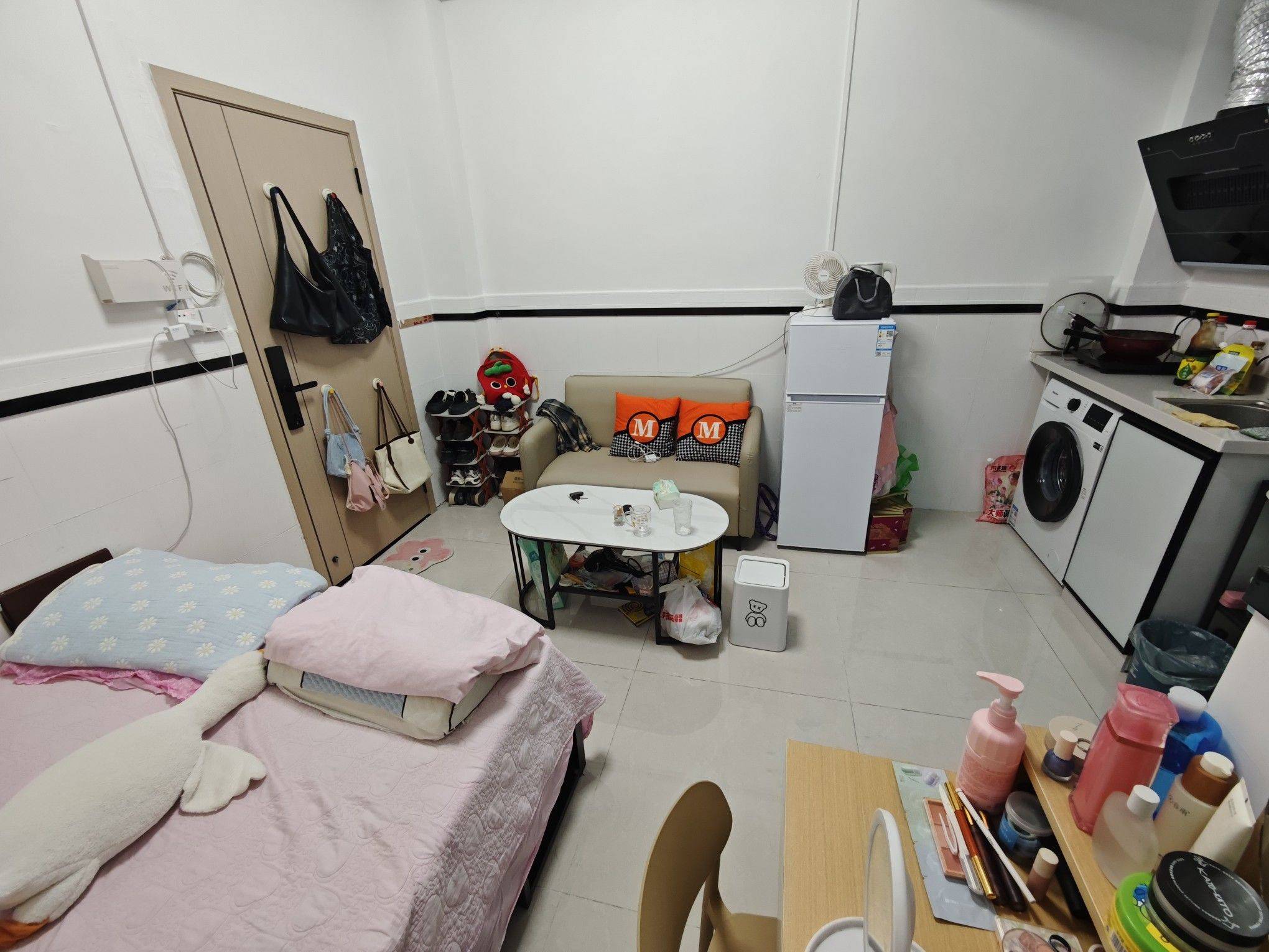 Shenzhen-Longhua-Cozy Home,Hustle & Bustle