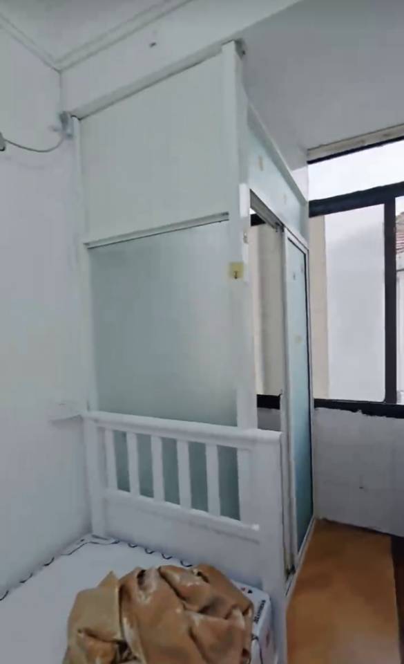 Shanghai-Baoshan-Cozy Home,Clean&Comfy,No Gender Limit,Hustle & Bustle,“Friends”,Chilled