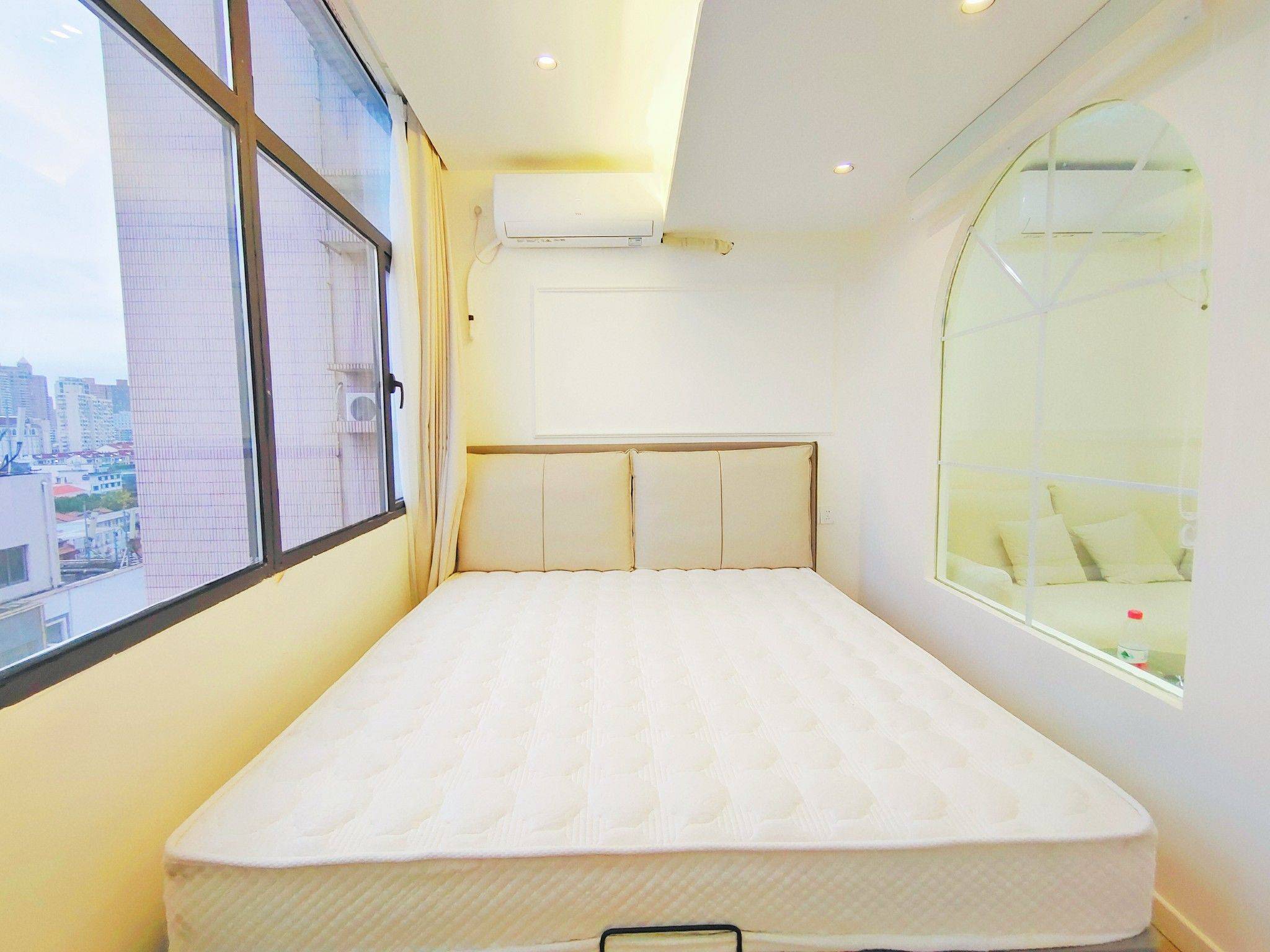 Shanghai-Jing‘An-Cozy Home,Clean&Comfy,No Gender Limit,Hustle & Bustle,“Friends”,Chilled