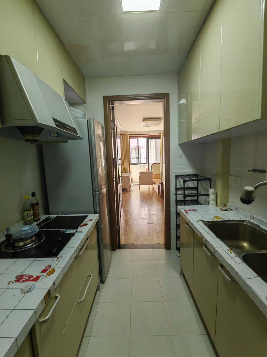 Shanghai-Jing‘An-Cozy Home,Clean&Comfy,No Gender Limit,Hustle & Bustle,Chilled,LGBTQ Friendly