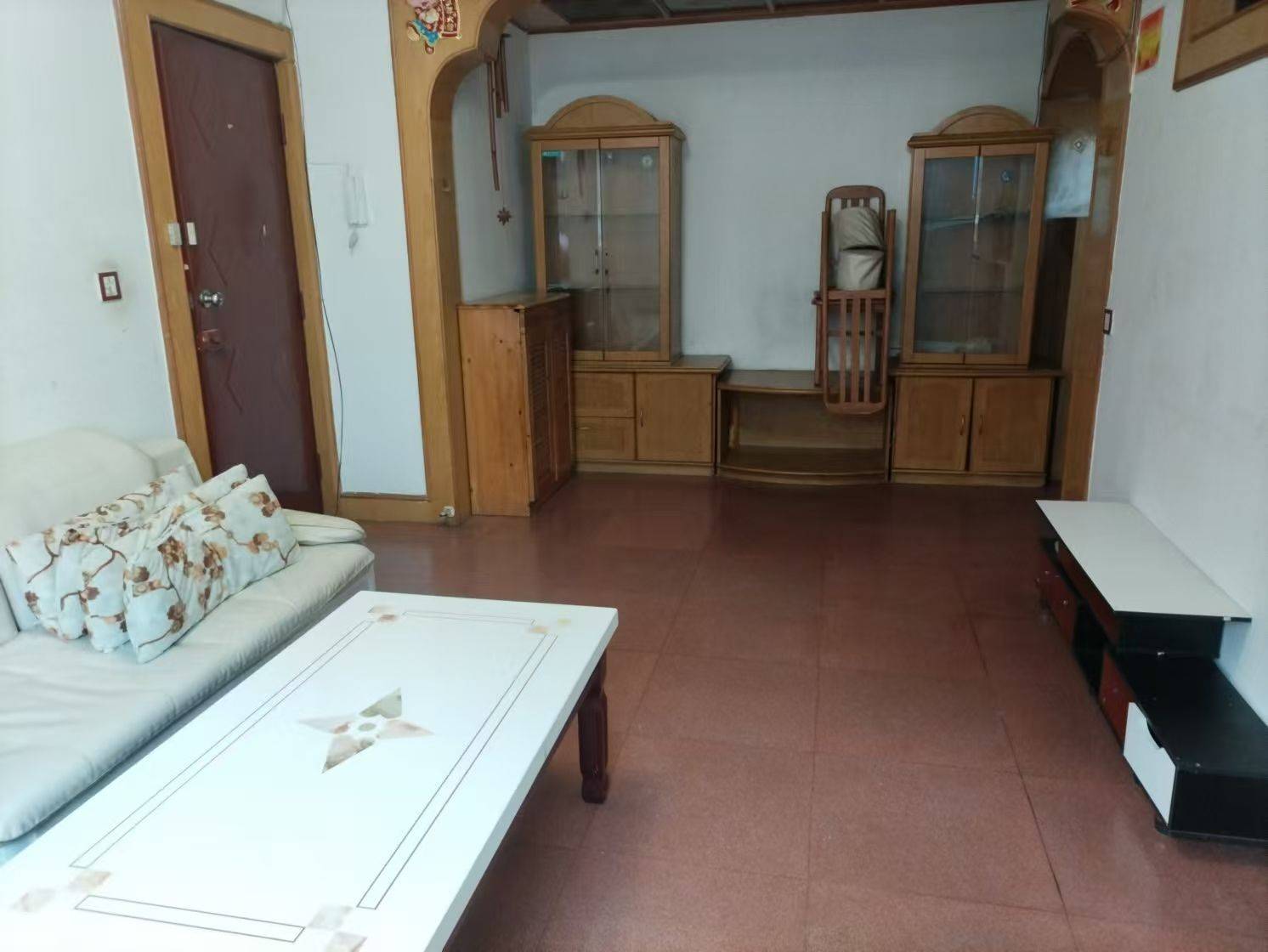 Kunming-Guandu-100RMB/Night,Cozy Home,Clean&Comfy,No Gender Limit,Hustle & Bustle,“Friends”,Chilled,LGBTQ Friendly,Pet Friendly