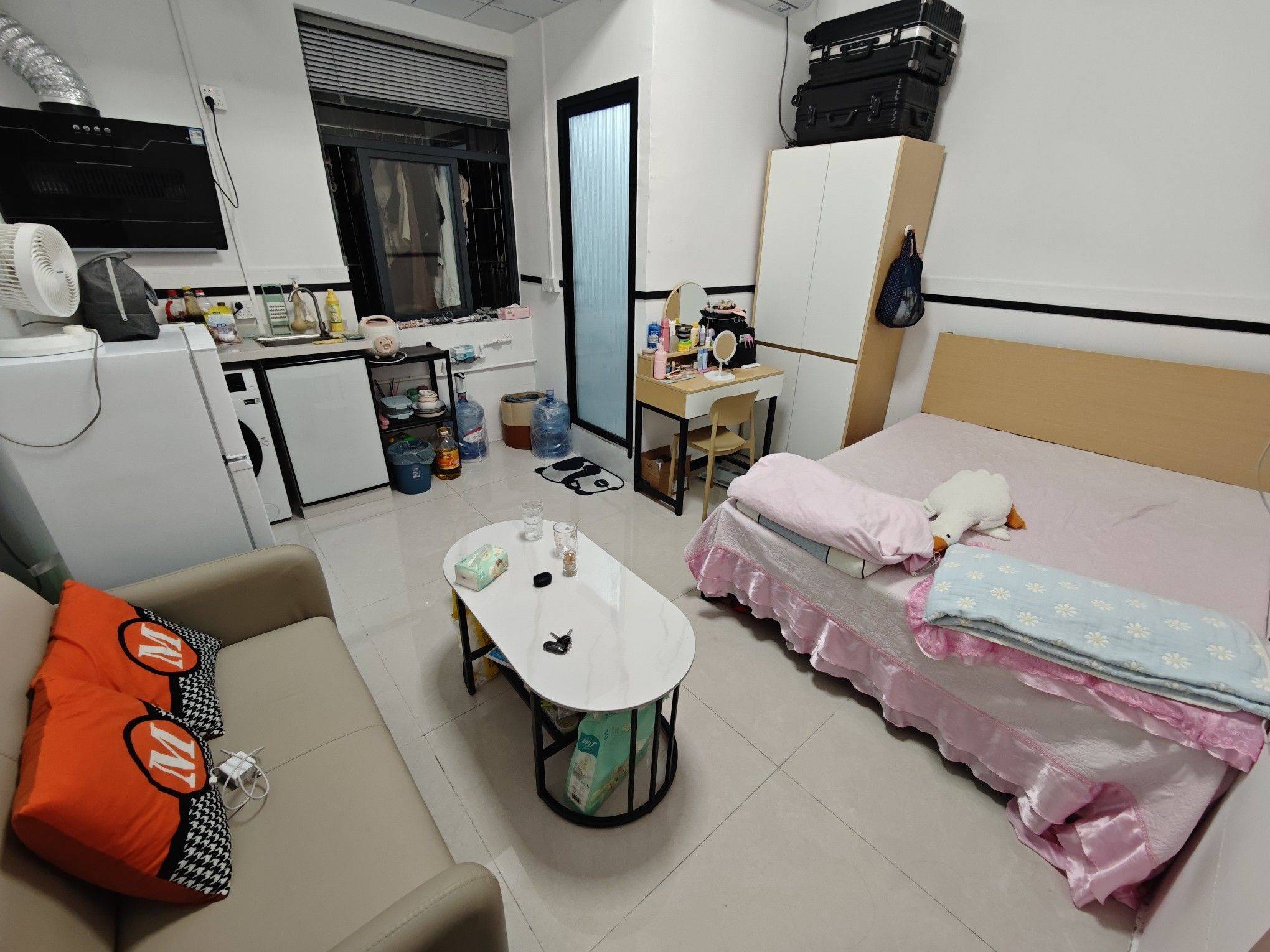 Shenzhen-Longhua-Cozy Home,Hustle & Bustle