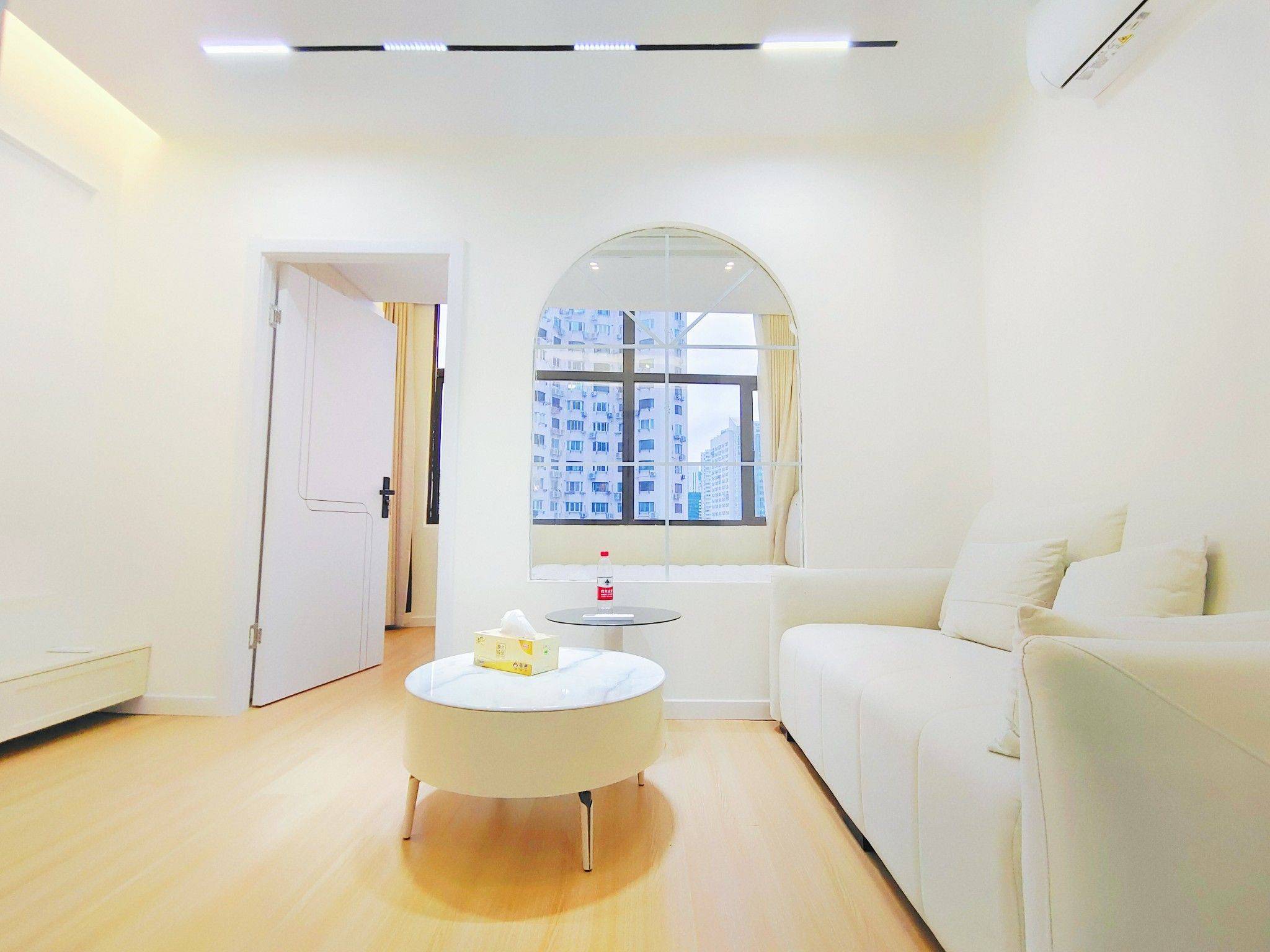 Shanghai-Jing‘An-Cozy Home,Clean&Comfy,No Gender Limit,Hustle & Bustle,“Friends”,Chilled