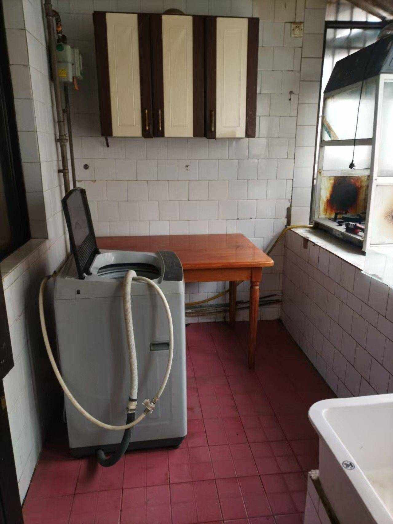 Kunming-Guandu-100RMB/Night,Cozy Home,Clean&Comfy,No Gender Limit,Hustle & Bustle,“Friends”,Chilled,LGBTQ Friendly,Pet Friendly