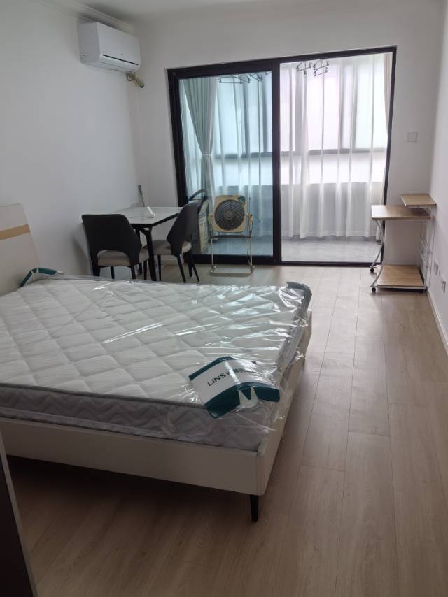 Shanghai-Jing‘An-Cozy Home,“Friends”