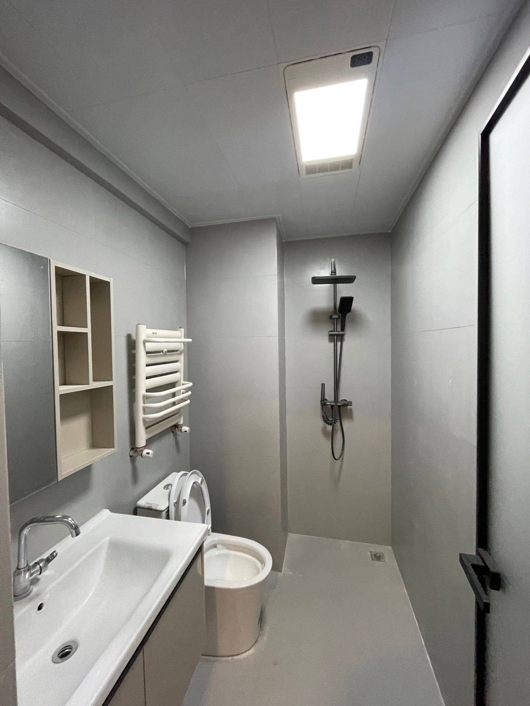 Zhengzhou-Jinshui-Clean&Comfy,No Gender Limit,Hustle & Bustle,Pet Friendly