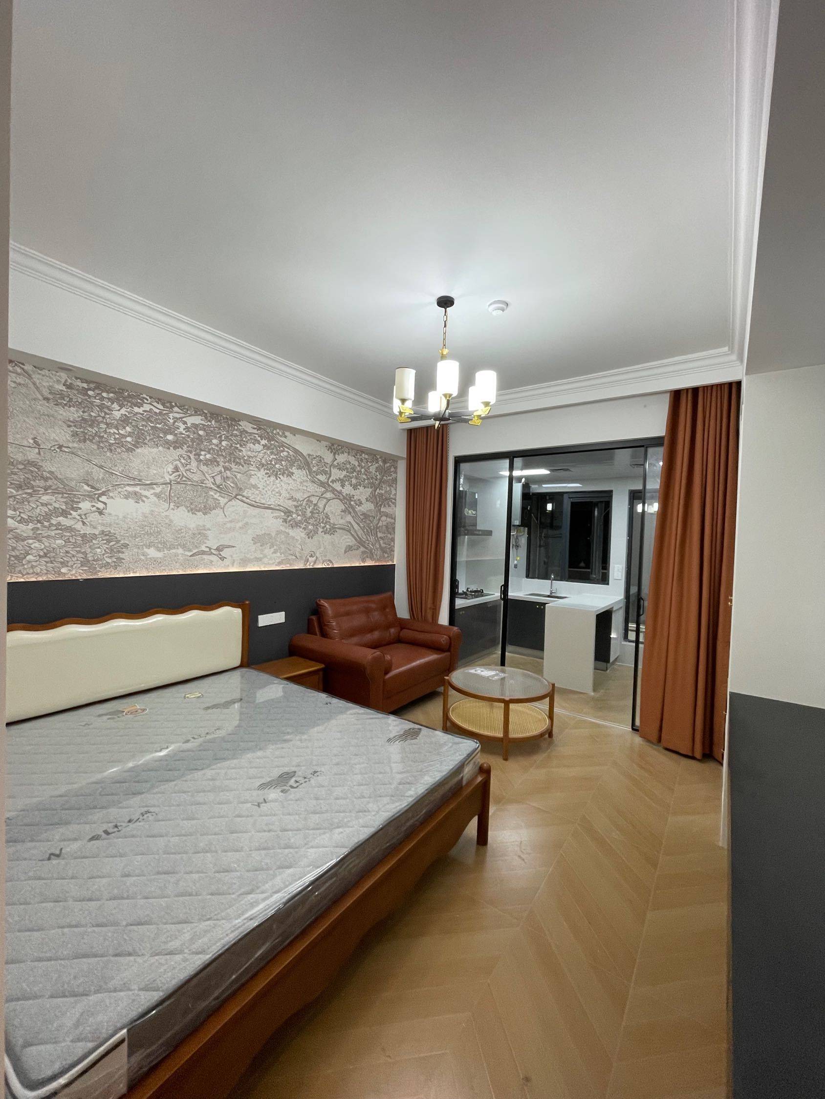 Zhengzhou-Jinshui-Clean&Comfy,No Gender Limit,Hustle & Bustle,Pet Friendly