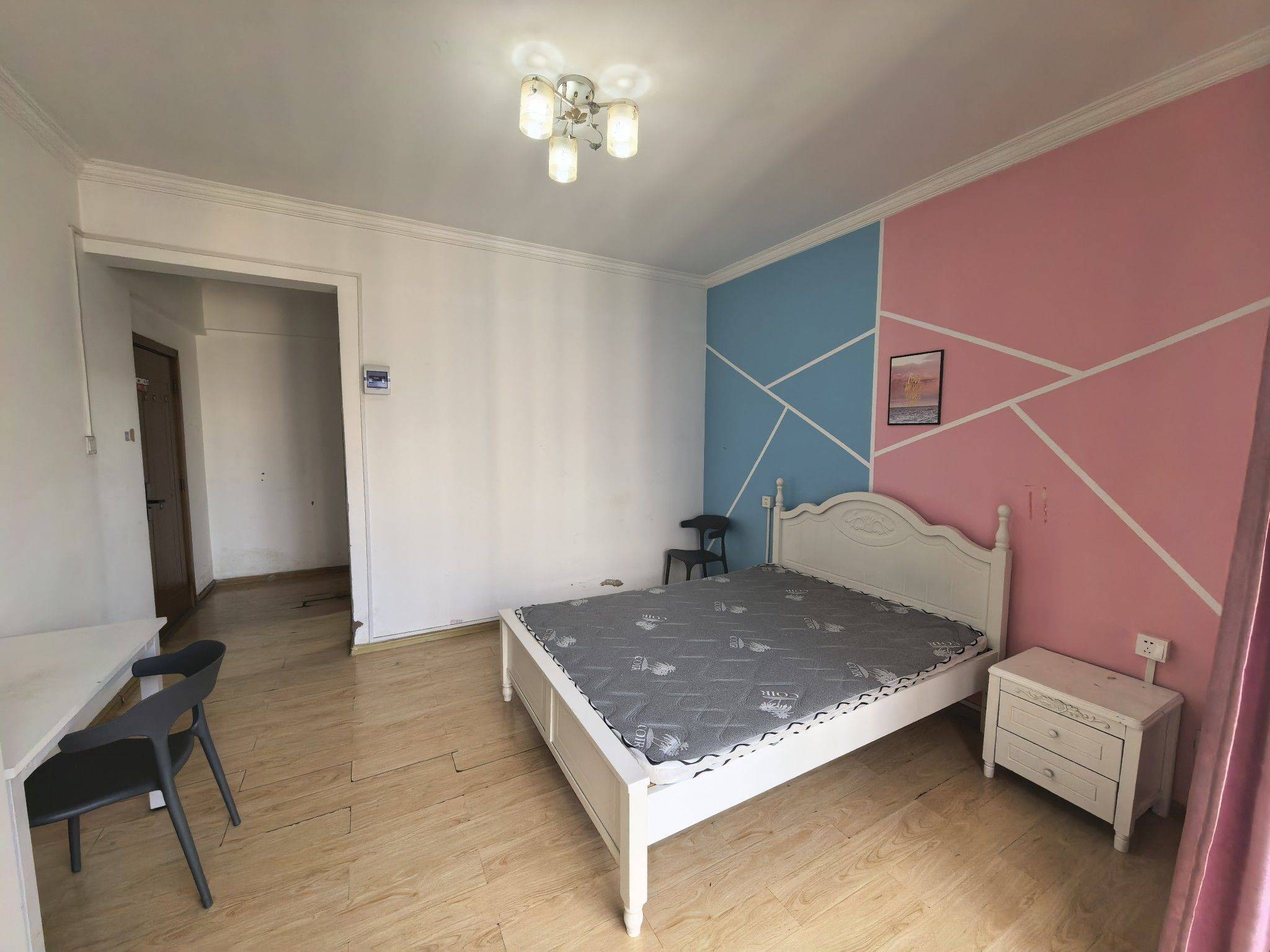 Kunming-Panlong-限女生,可短租月付,免费维修及公共卫生每周打扫,房东直租全包无其它费用,Pet Friendly,LGBTQ Friendly,Cozy Home,Clean&Comfy,Hustle & Bustle,“Friends”,Chilled