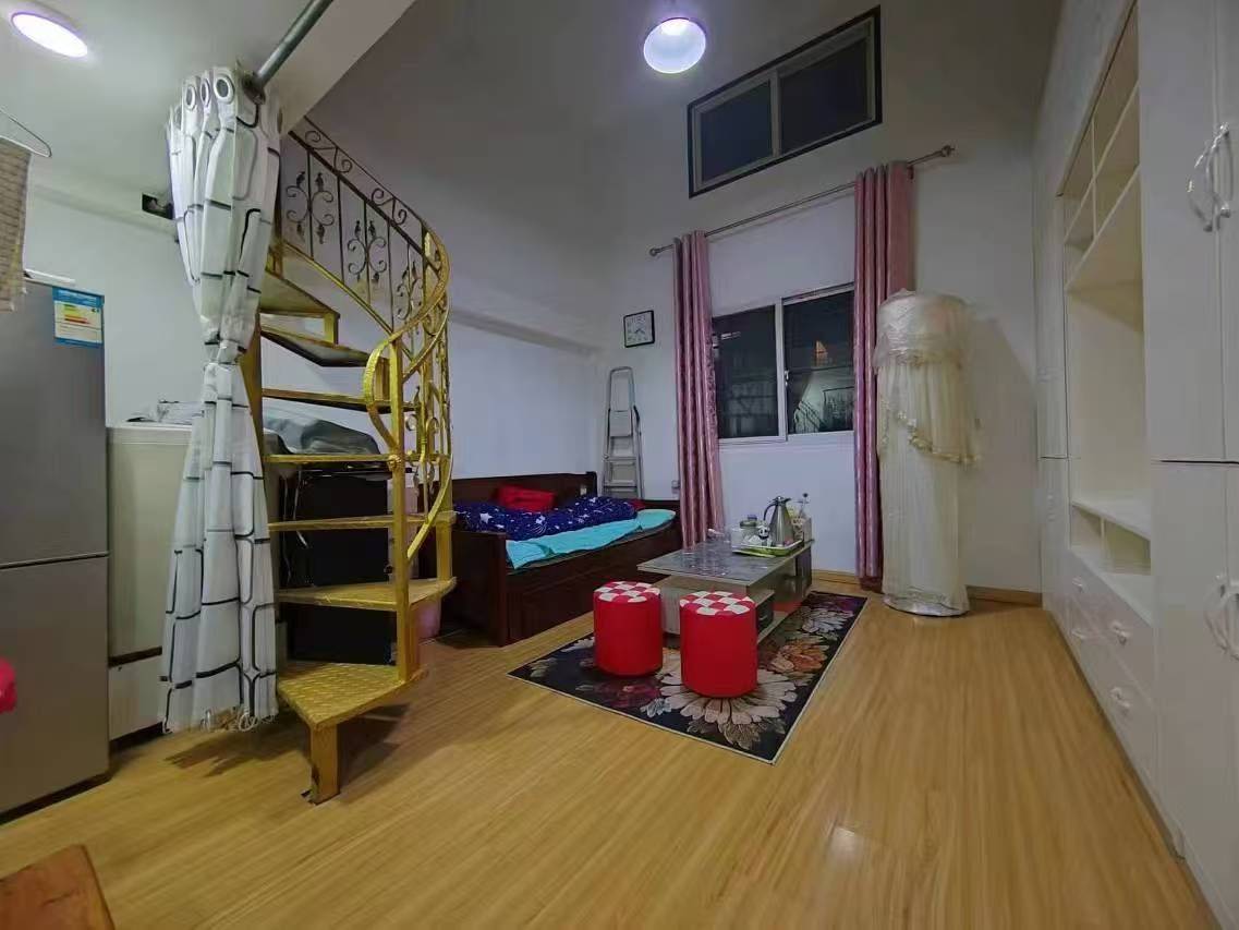 Wuhan-Jiang'an-Cozy Home,Clean&Comfy,No Gender Limit,Pet Friendly