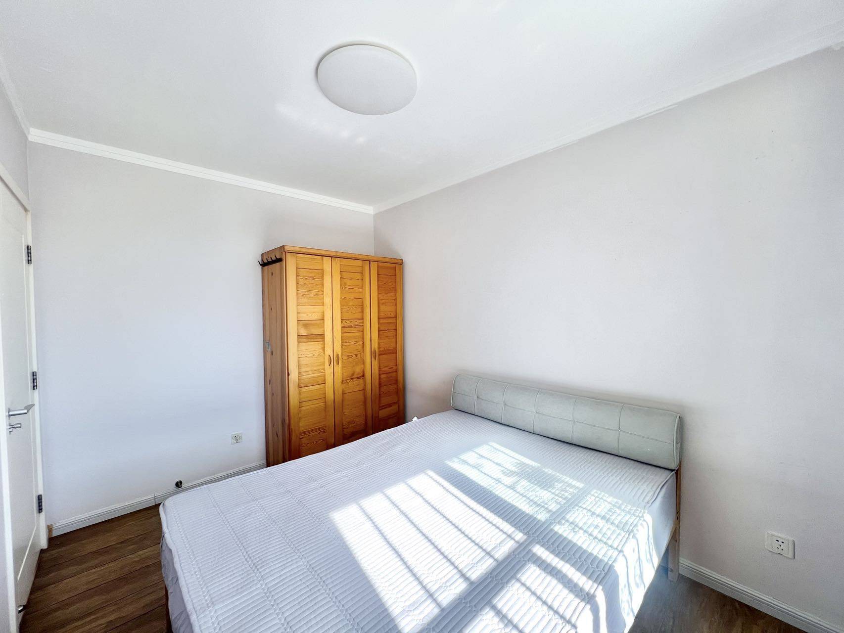 Beijing-Chaoyang-Cozy Home,Clean&Comfy,No Gender Limit,Hustle & Bustle,“Friends”,Chilled,LGBTQ Friendly,Pet Friendly