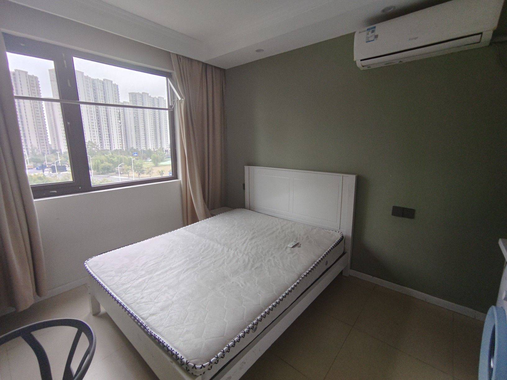 Hangzhou-Binjiang-Cozy Home,Clean&Comfy,No Gender Limit,Hustle & Bustle,“Friends”,Chilled,LGBTQ Friendly