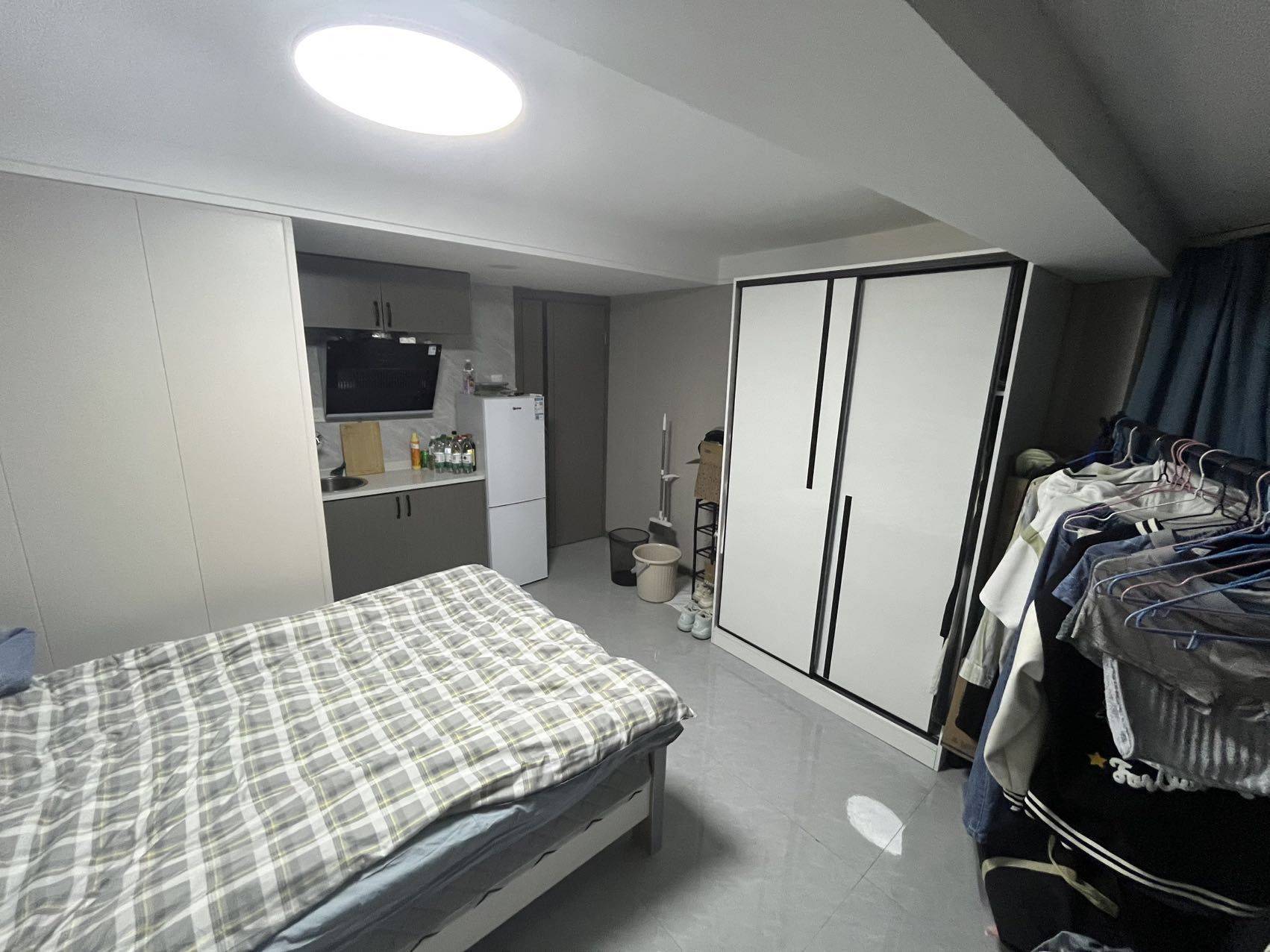 Shanghai-Songjiang-不限性别,宠物友好,Pet Friendly,Cozy Home,Clean&Comfy,No Gender Limit,Hustle & Bustle